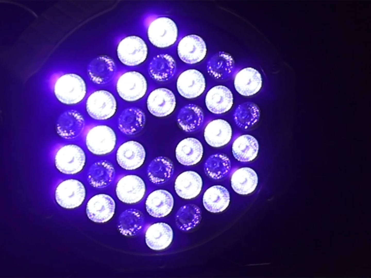 68g-B　ユーパーライト　UV　ハロウィン　ユーパライト Amazon.com: U`King Black Lights for Glow Party 72W UV 36LED