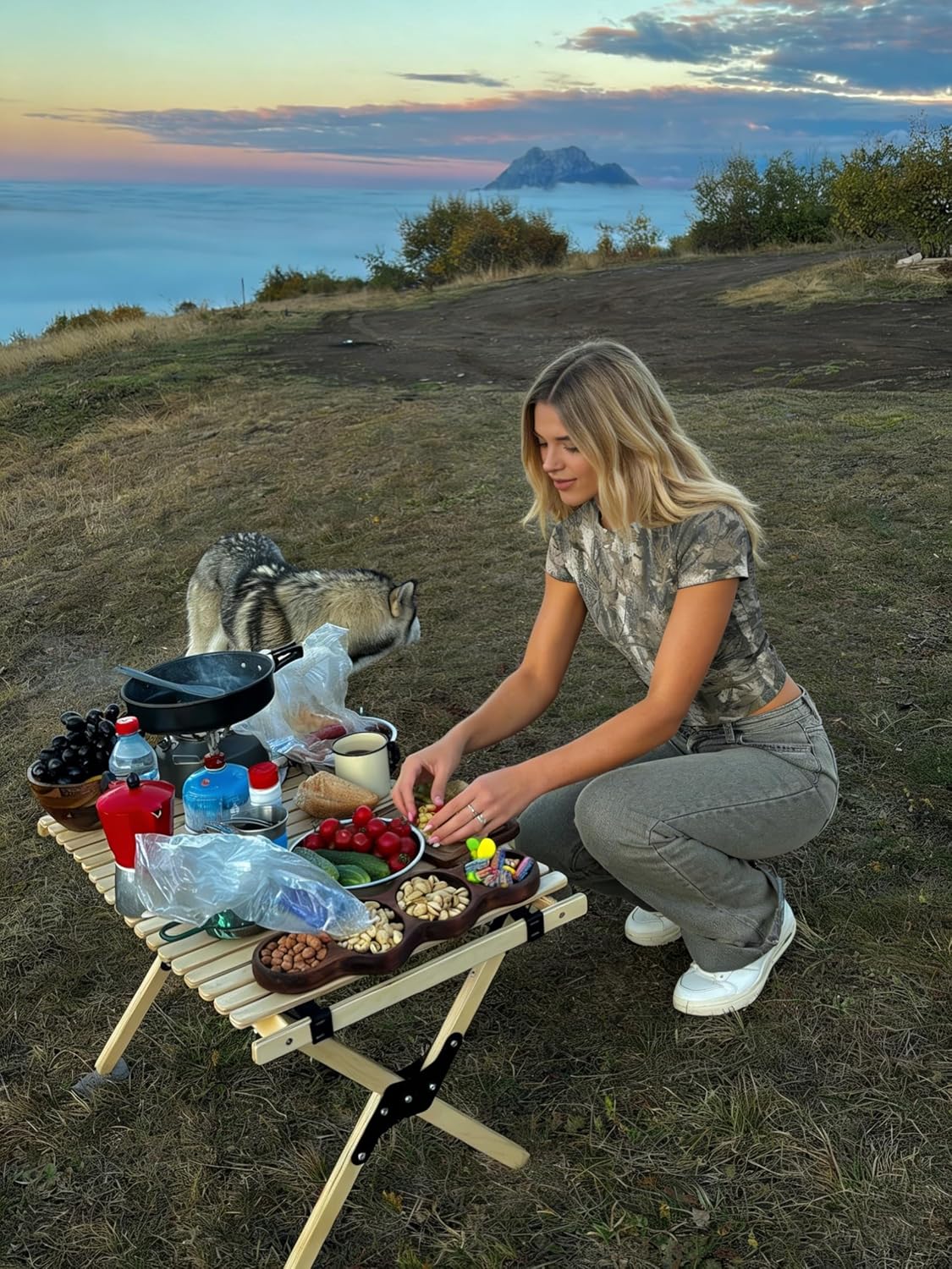 Women Camo Shirt Crop Top Y2K Maple Leaf Graphic Baby Tee Short Sleeve Slim Fit Round Neck T Shirt Streetwear - Image 3