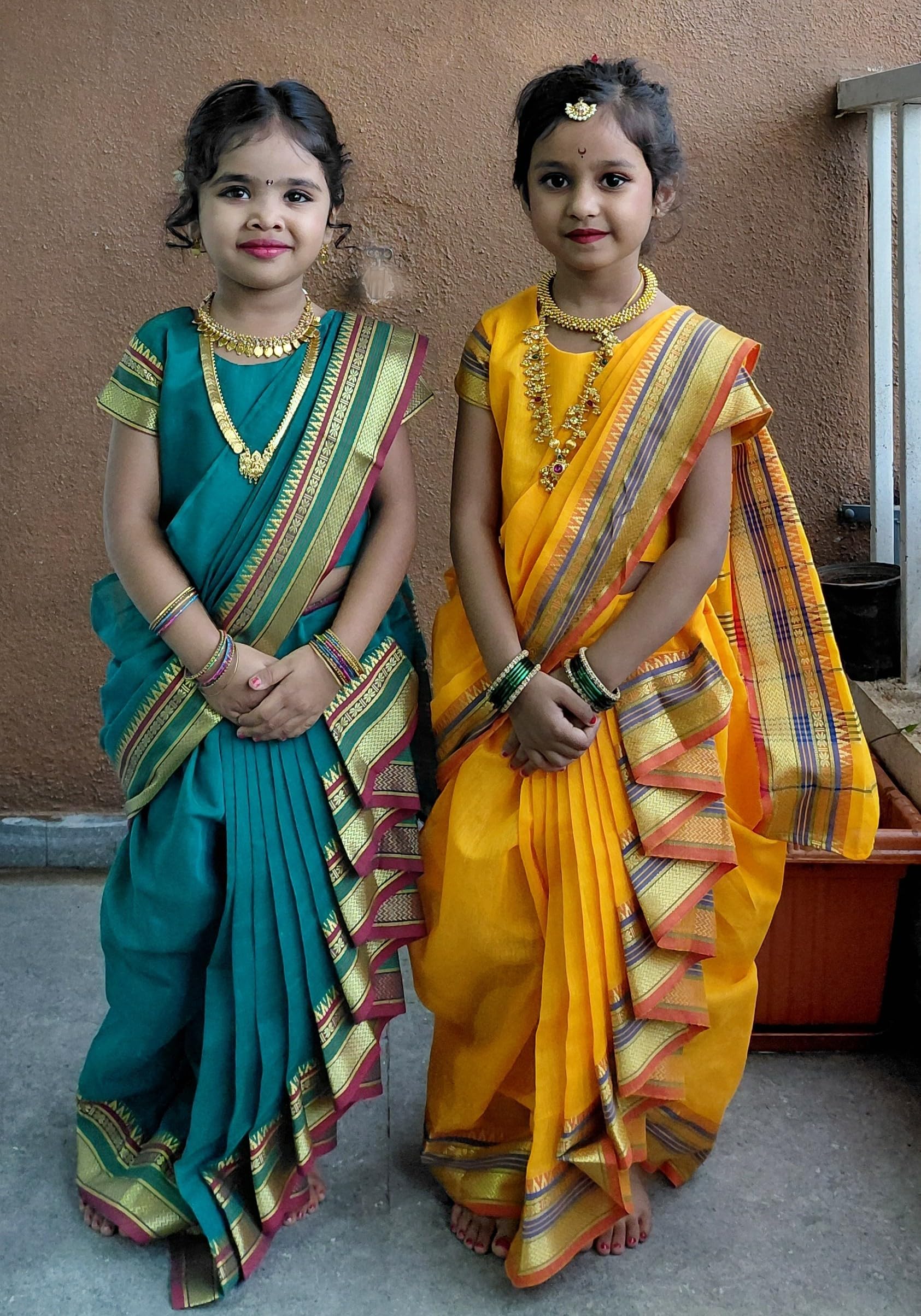 Mom and Me Girls' Ready-to-Wear Mastani Nauwari Saree with Stitched Blouse | Traditional Maharashtrian Ilkal Border | Soft Acrylic Cotton | Age 12 Months to 15 Years (Morpankhi, 4-5 Years) - Image 7 thumbnail