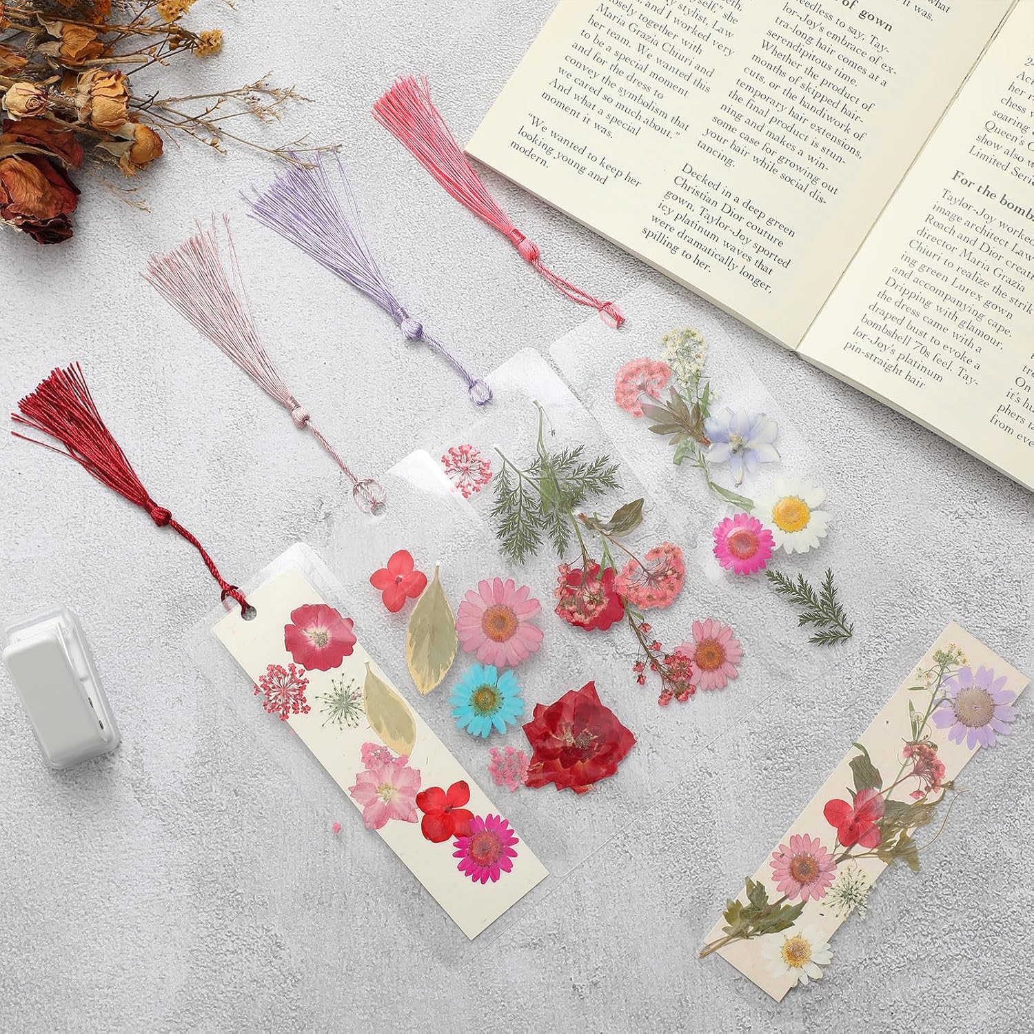 Fuyoooo 376 Pcs Dried Flower Bookmark Making Kit, DIY Bookmark Laminating Pouches with Tassels and Puncher DIY Project Gifts for Mother's Day Women Book Lovers (Rainbow Color,2 x 6 Inch)