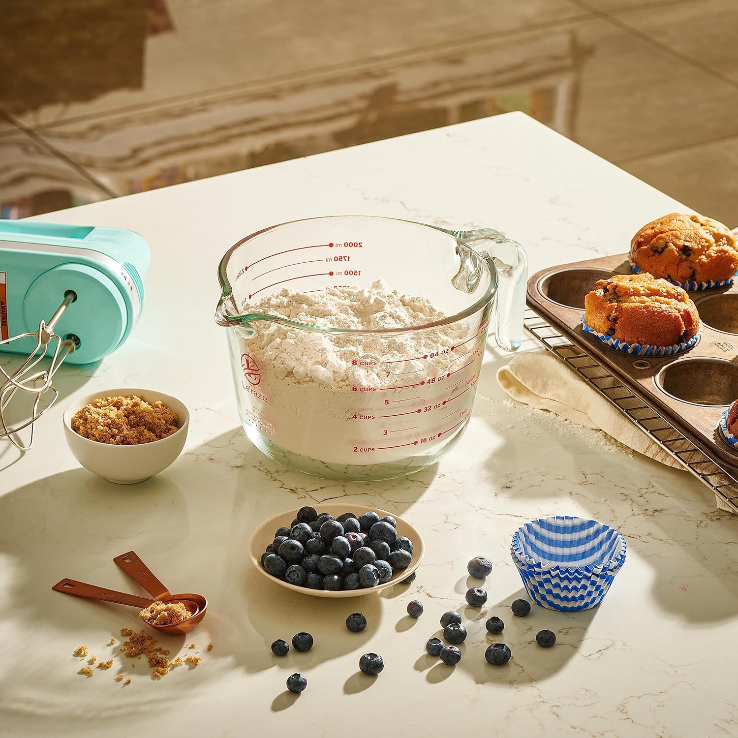 8 Cup Large Glass Measuring Cup - Kitchen Mixing Bowl Liquid Measure Cups Glass Tupperware Bakeware Set, Punch Bowl, Batter Bowl.