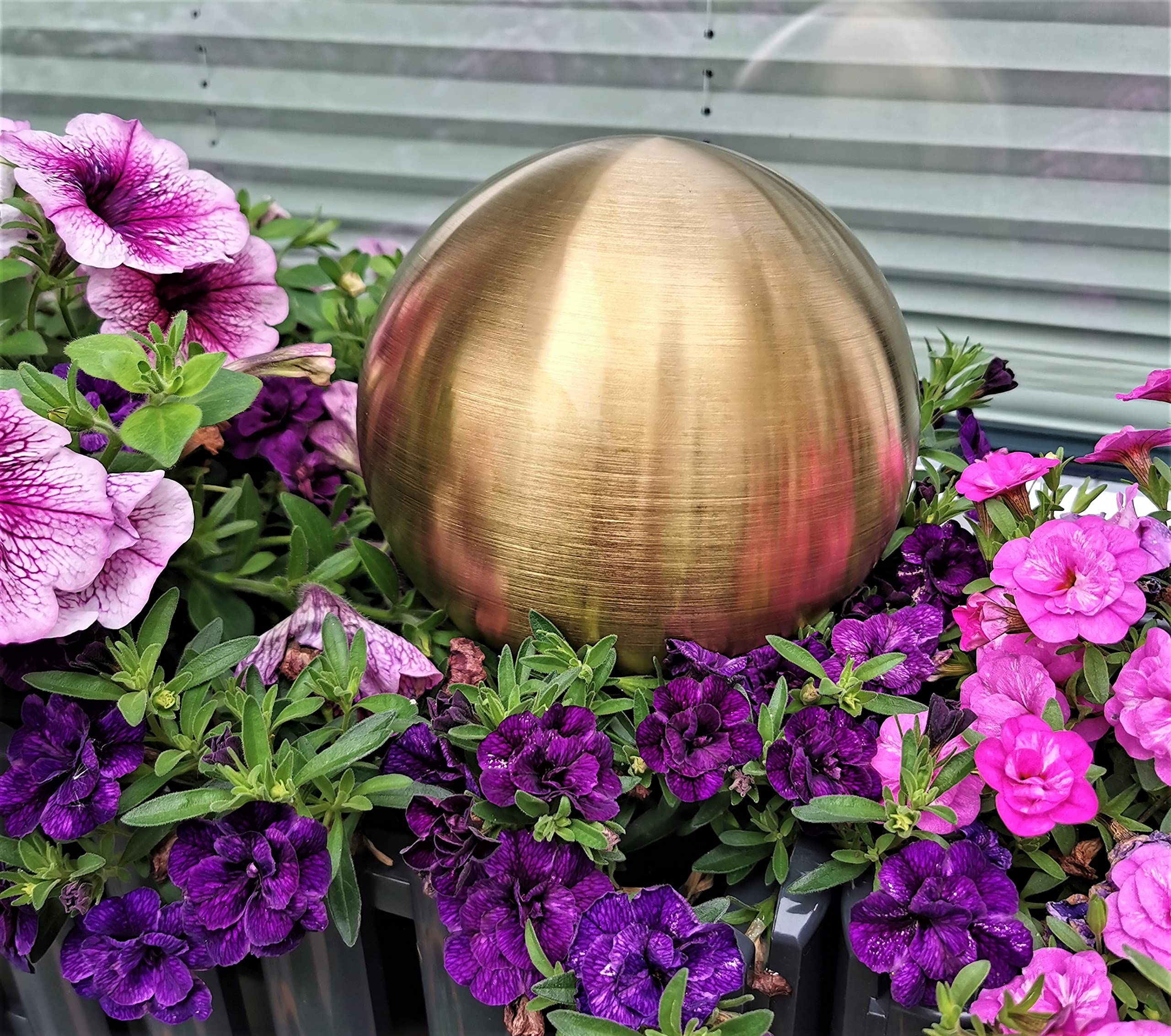 Dekokugel Gold matt gebürstet 3er Set 15-10-10 cm aus Edelstahl Kugel Dekorationskugel Gartenkugel