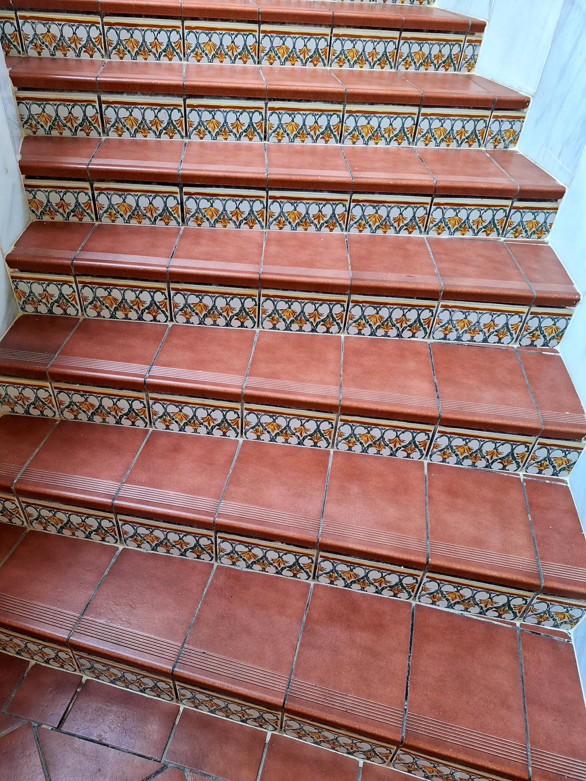 Limpiador de suelo de terracota, 5 litros, con brillo activo, limpieza de terracota, azulejos de terracota, para interiores y exteriores