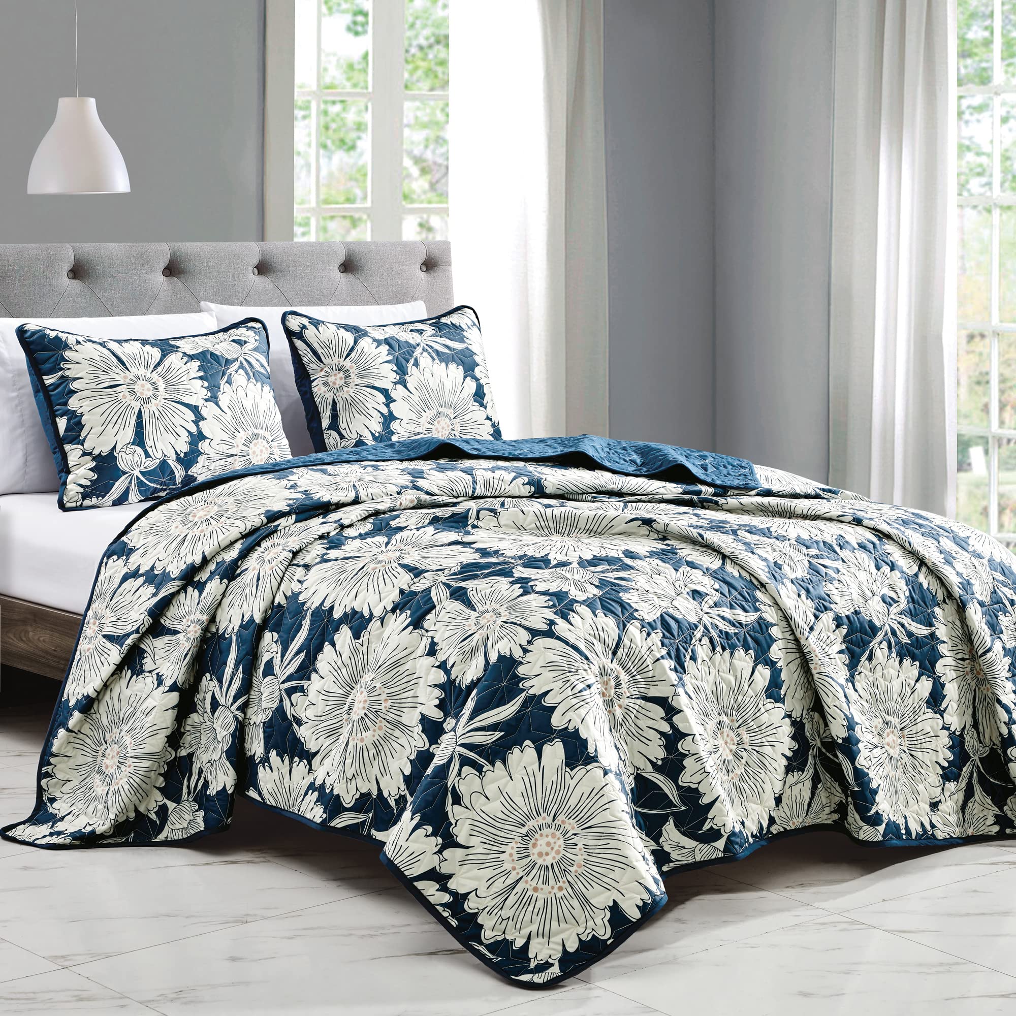 ESCA 3-Piece ASIRA Blue Bedspread Set King Size Reversible Floral Quilt