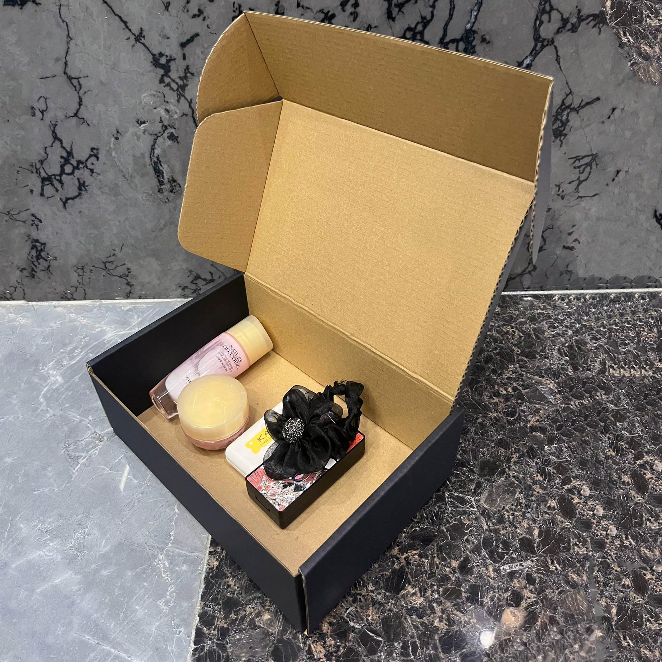 Paquete de 24 cajas de envío negras de 9 x 6 x 3 pulgadas, cajas de embalaje de cartón corrugado para envíos por correo, cajas de cartón corrugado para embalaje de pequeñas empresas, cajas de envío