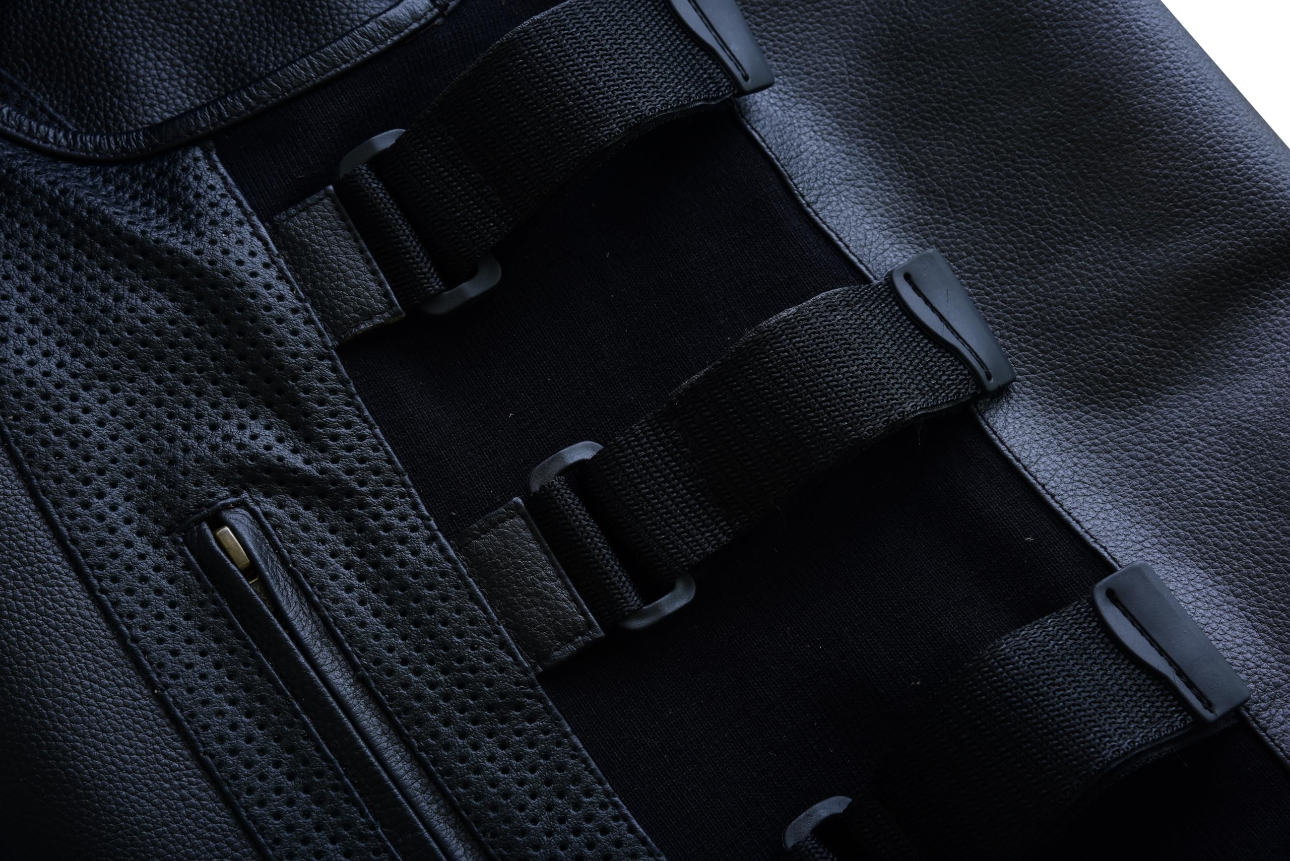 Leatherick Warrior - Gilet tattico in pelle da uomo, con tasche per pistola e punture sulle alette tascabili