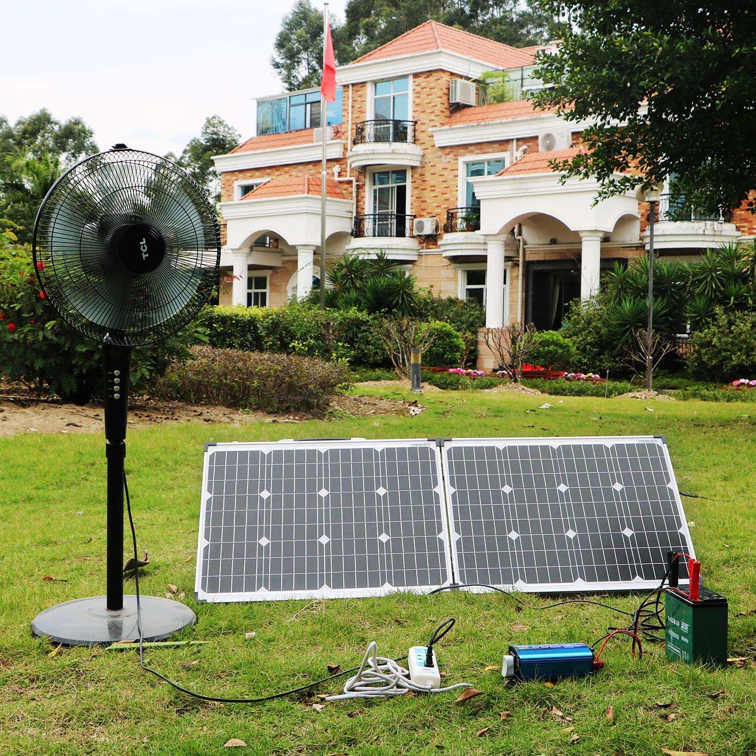 DOKIO Kit Panneau solaire PLIABLE 100WC - 12V AVEC INVERSEUR Solaire 2 ports USB Idéal pour les utilisations embarquées comme le bateau, camping-car, véhicule divers