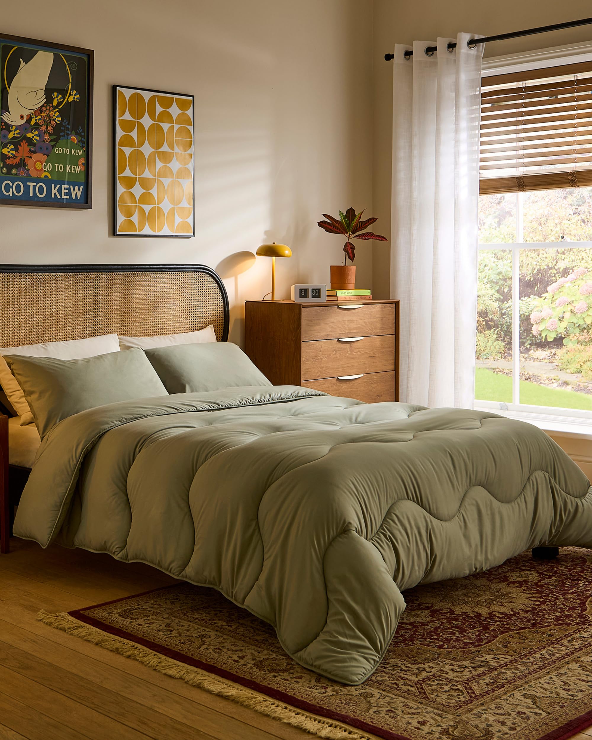 Night Lark Coverless Duvet 4.5 Tog Plain Dye - Olive Green, Single