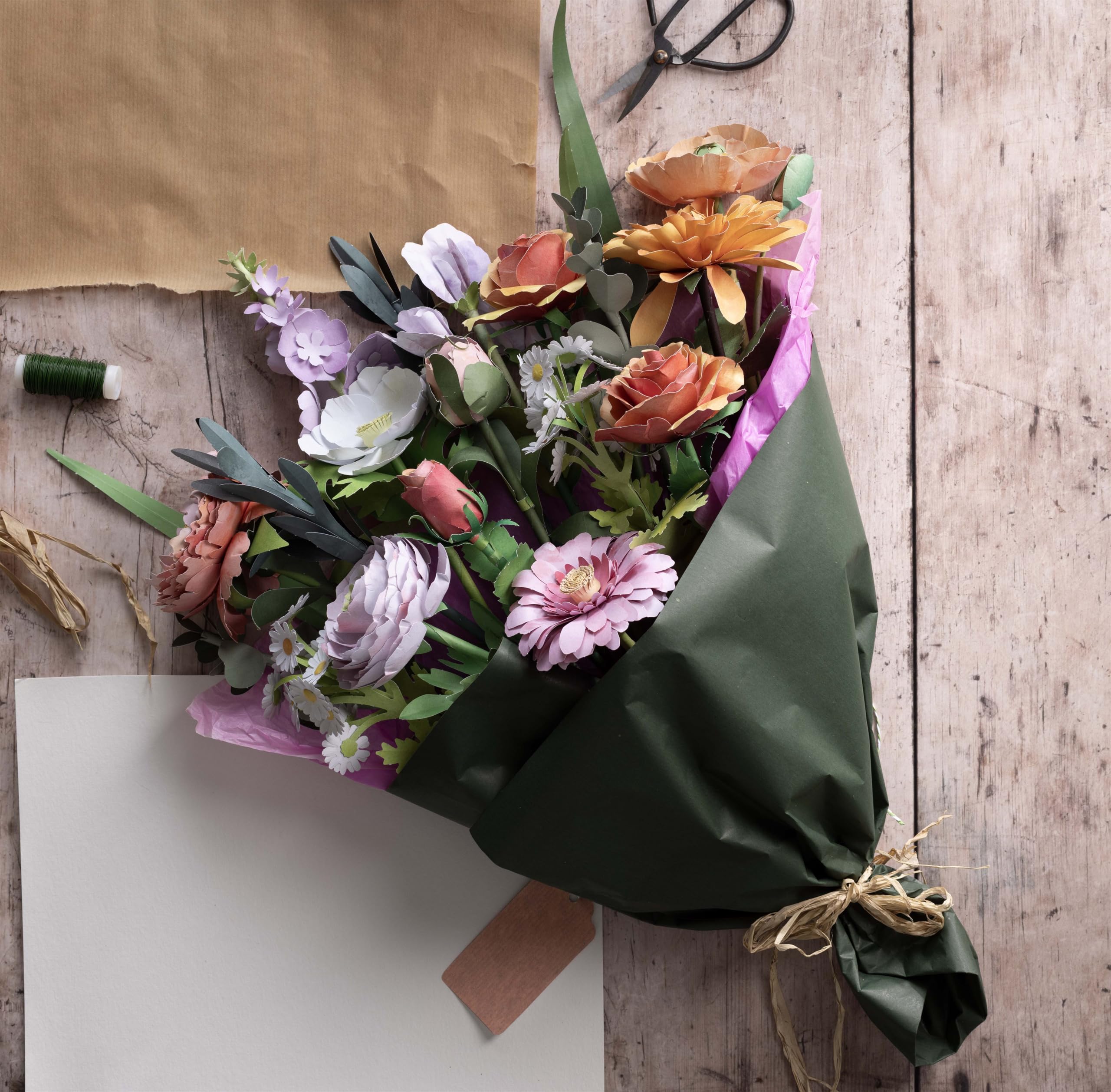 The Bouquet in a Book: Pre-punched pages to press out and make paper flowers: 1