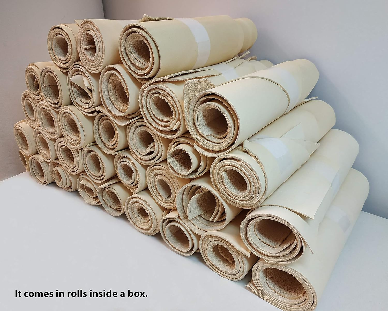 Upon Leather - Veg Tan Leather Pieces 3-4 Sq Feet - 1 LB large pieces and medium scraps | Medium weight 1.5-2.5 mm thick | Full Grain for Crafts & Workshop | Easy to tool carve paint dye stamp or mold