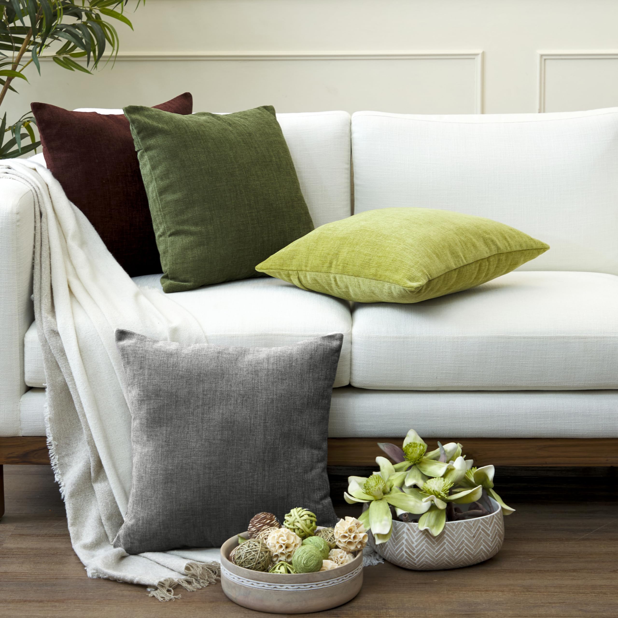 Encasa XO Fundas de Cojín de Chenilla Juego de 2 | Gris - (24"x24") (60x60 cm) | Fundas Decorativas de Cojín Cuadrado para Sofá, Decoración del Hogar, Sofá