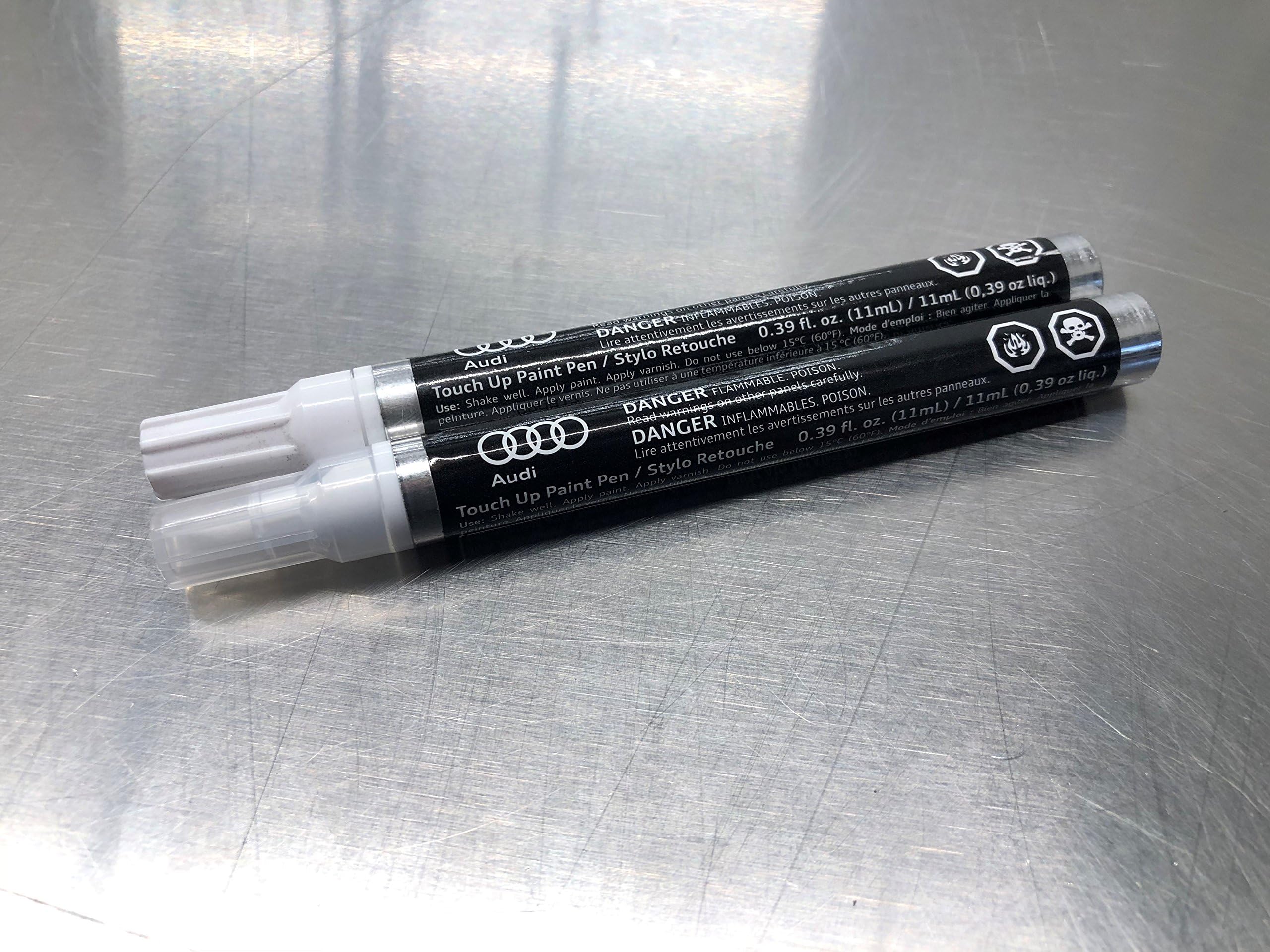 Audi Phantom Black Perlescent Touch Up Paint Code LZ9Y