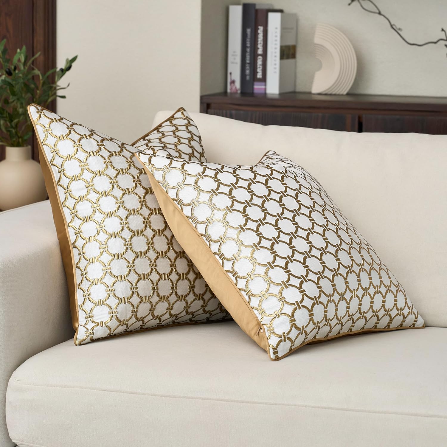 Mid Century Modern Throw Pillow Covers 18x18 Inches Set of 2 Textured Jacquard Circular Pattern Decorative Accent Pillows Covers for Bed, Sofa, Couch, and Home Decor - Ivory Gold (No Insert)