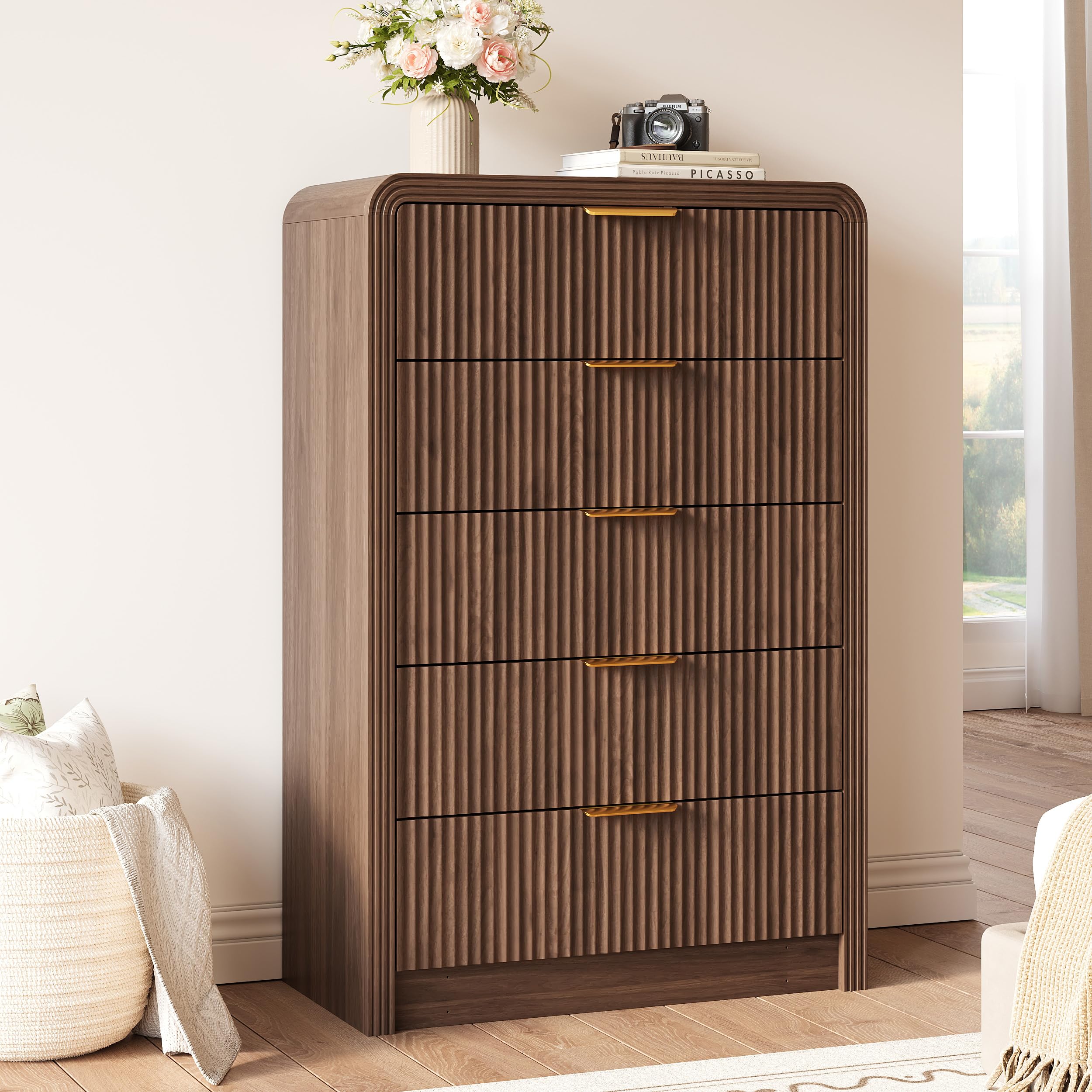 Decofy Fluted 5 Drawer Dresser in Walnut with Gold Handles