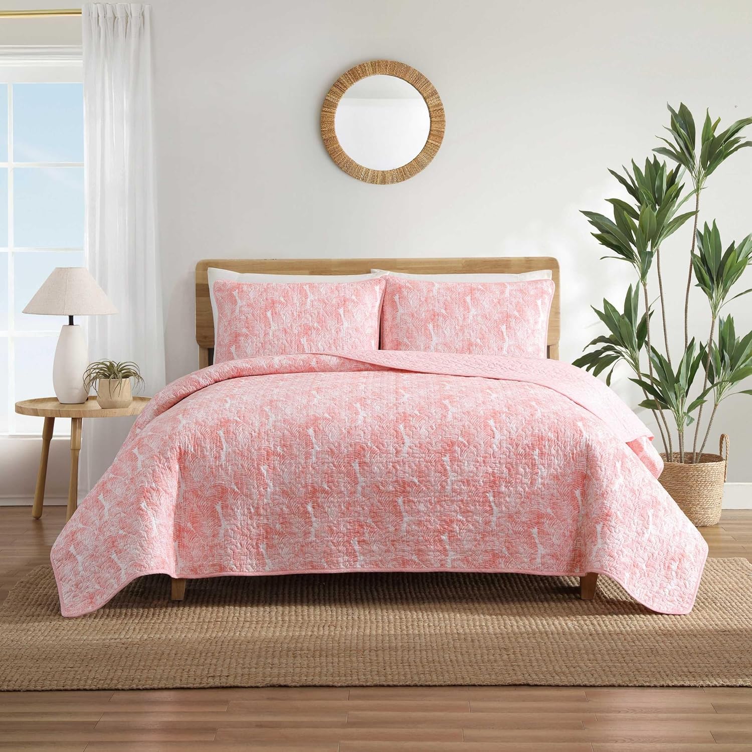 Tommy Bahama - Quilt Set, Super Soft Bedding with Matching Sham, Vibrant Coral Fern Design with Reversible Texture, Premium Home Essentials (Distressed Water Leaves Coral, Twin)