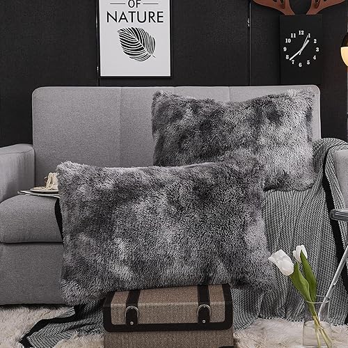 Miniatura 2 de WERDIM Juego de 2 fundas de almohada de pelo sintético lanudo de terciopelo con cierre de botón, tamaño King (teñido anudado gris oscuro, 20 x 36