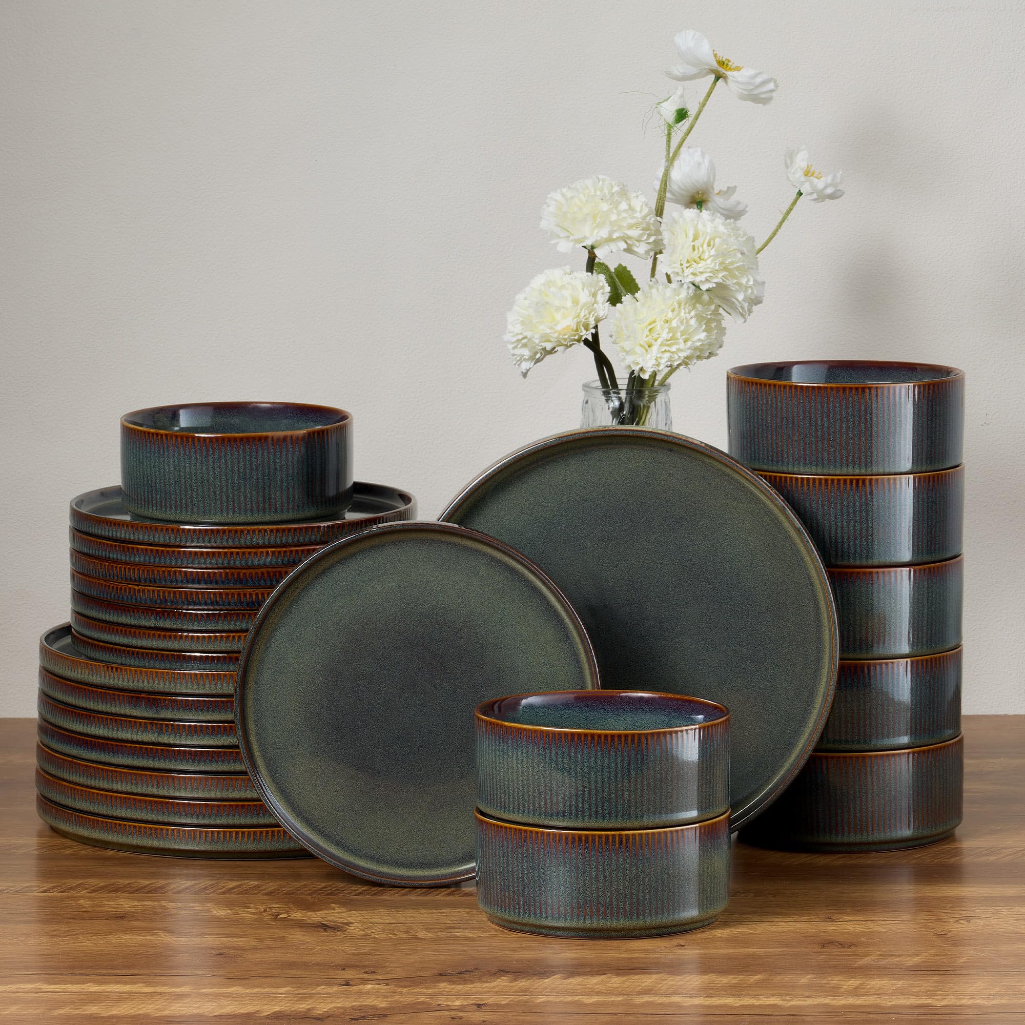 E-far 24-Piece Stoneware Dinnerware Sets, Plates and Bowls Sets for 8, Kitchen Modern Dinning Porcelain Dishes Set, Chip &amp; Scratch Resistant, Dishwasher &amp; Microwave Safe, Blackish Green