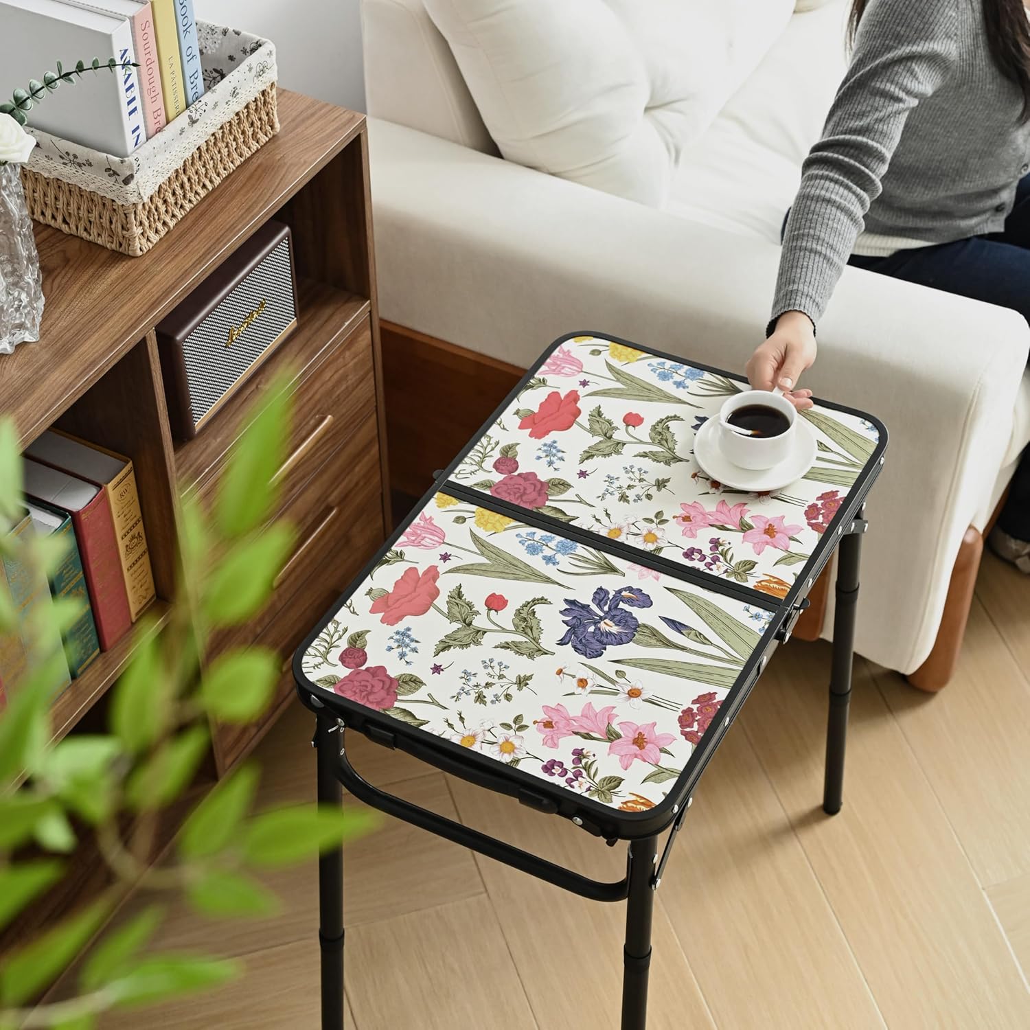 Small Camping Table, Vintage French Flowers Pattern Folding Table, Adjustable Height, Lightweight & Portable Outdoor Picnic Table with Carry Handle for Patio, Living Room, Travel