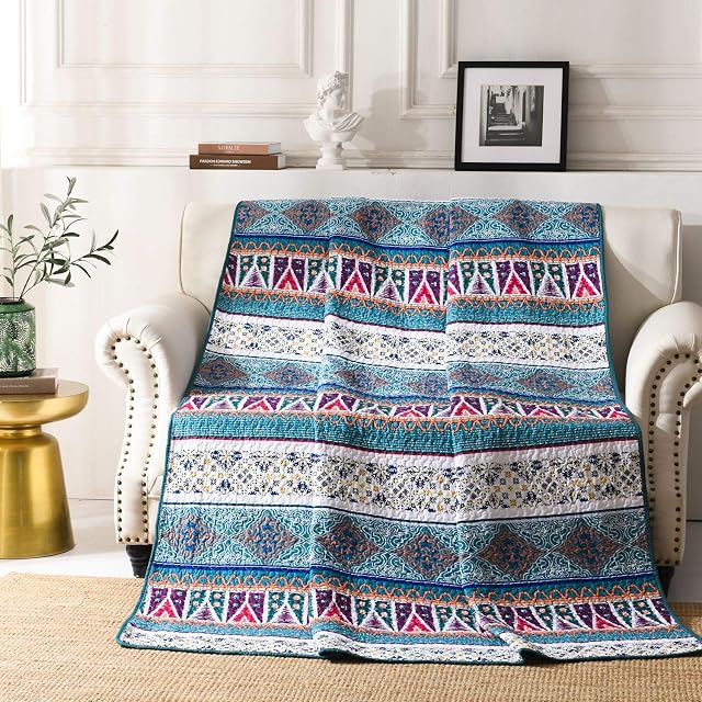 Qucover Quilted Bedspreads Single 100% Polyester Microfiber Bohemian Blue Lightweight Quilted Throw, Soft Single Bedspread Quilted Blanket 150 x 200 cm