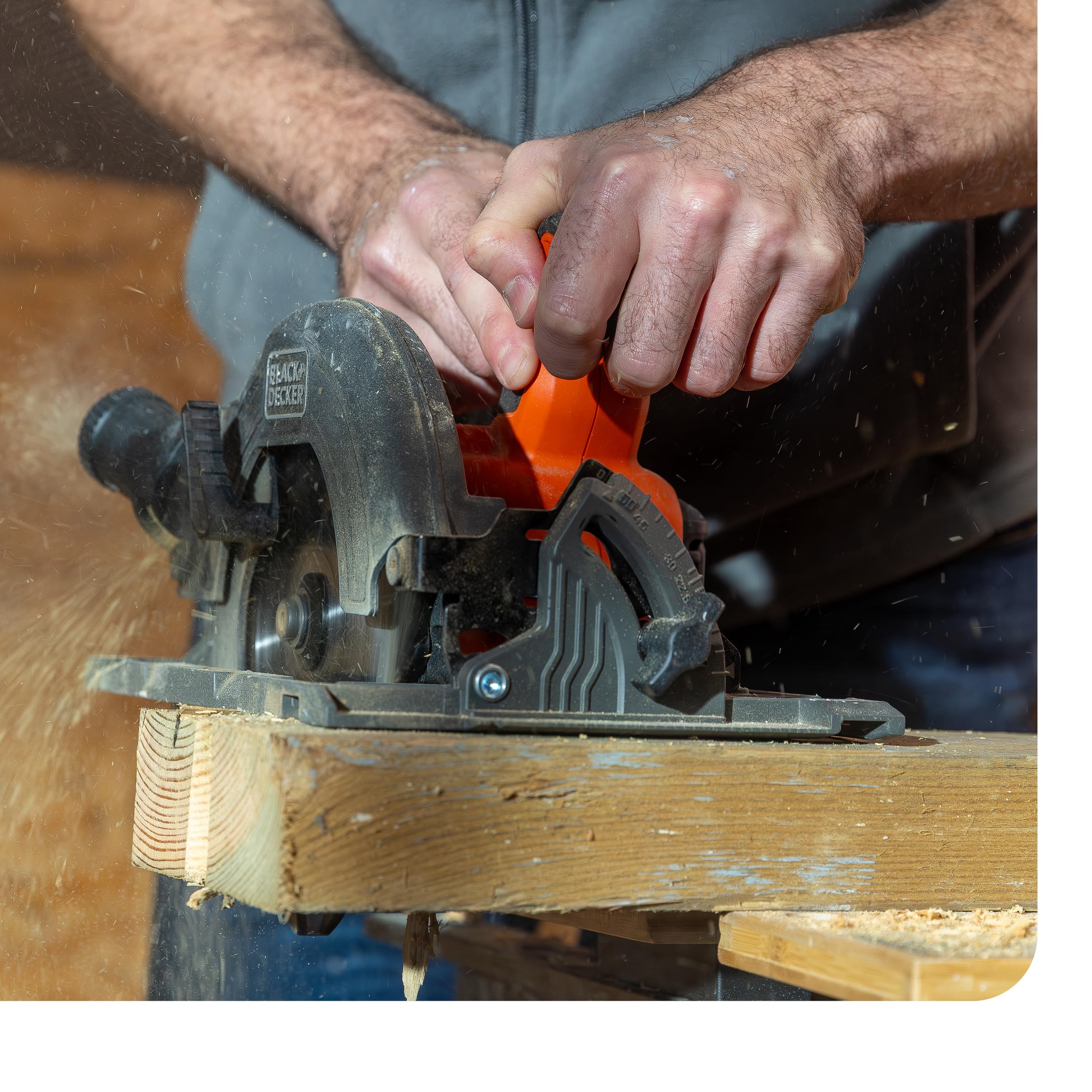 BLACK+DECKER Sega circolare a batteria senza spazzole, solo utensile - senza batteria, sega circolare elettrica con lama da 165 mm, binario di guida e guida parallela, BLCCS78NAZ-XJ