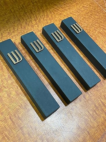 Miniatura 107 de A&S Mezuzot Moderna funda de mezuzá de hormigón con pergamino, fácil de despegar y pegar Mezuza (gris + espinilla grabada, 5 pulgadas)