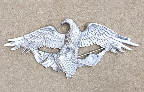 Miniatura 9 de Ebros Gift Placa grande de aluminio pulido de 26.5 pulgadas de largo, diseño de águila calva con bandera de Estados Unidos y escudo de decoración de