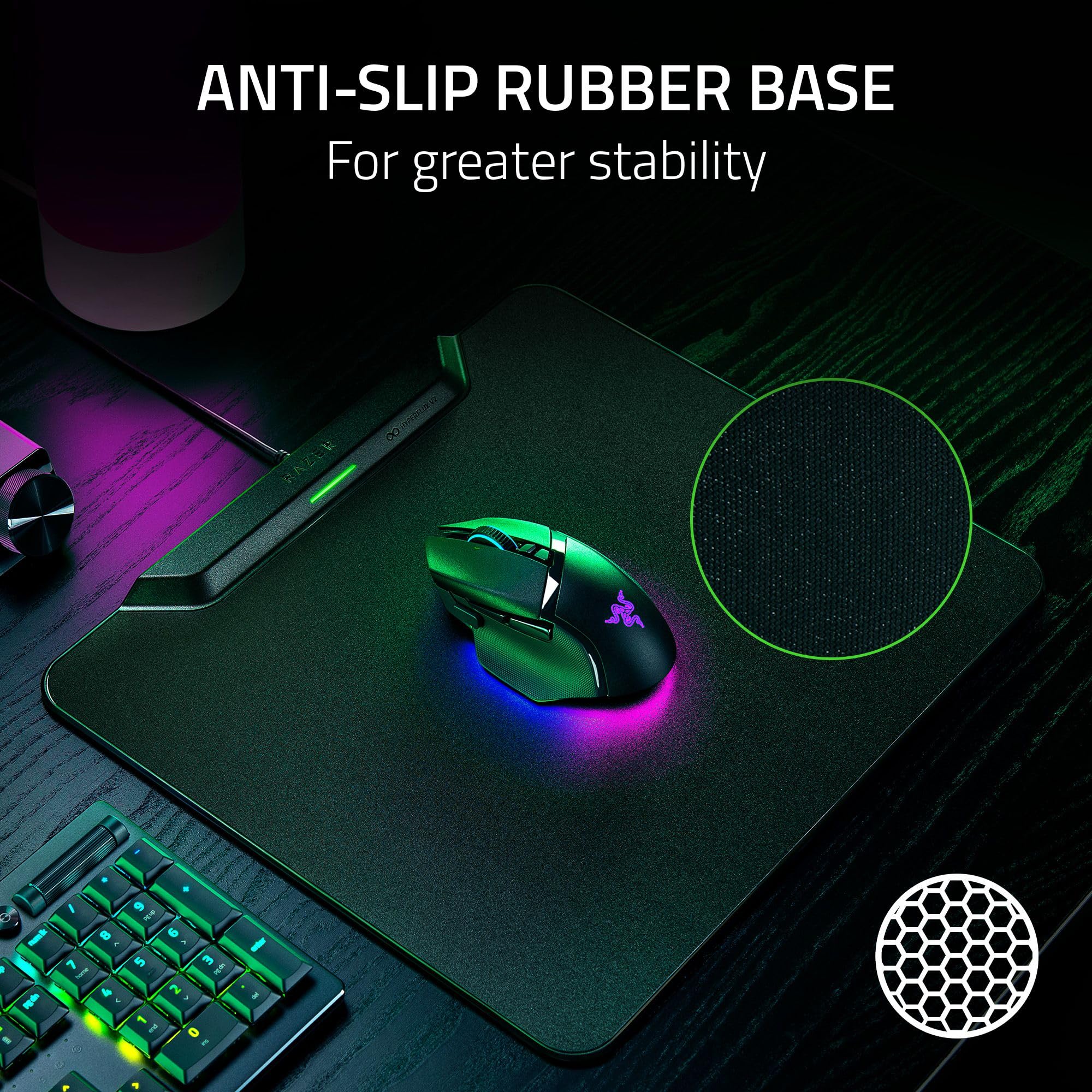 Razer HyperFlux V2 - Alfombrilla de mouse para juegos con carga inalámbrica y disco, superficie dura | Emparejamiento automático sin costuras, conectividad multidispositivo HyperSpeed, base de goma antideslizante