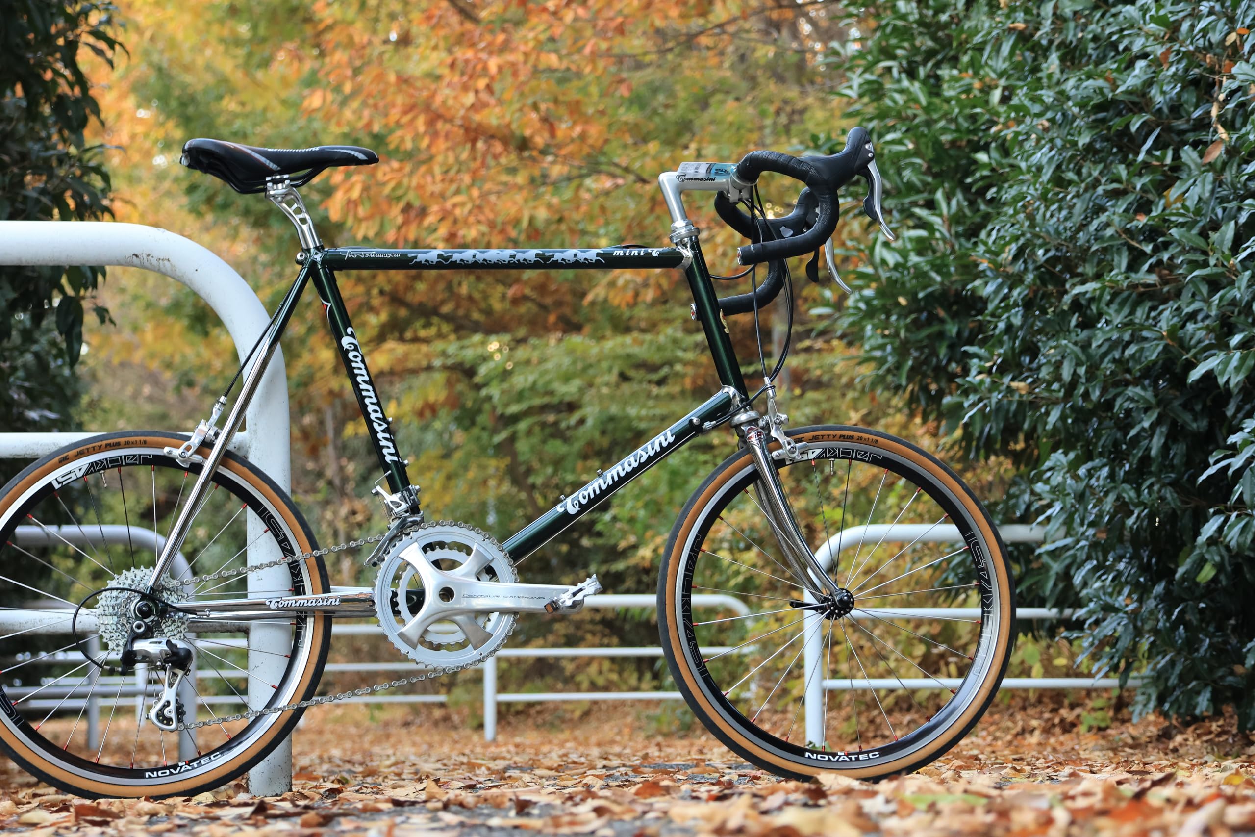 ピストバイク　JETTY 700x23C ブラックホイール Amazon | アイアールシータイヤ(IRC tire) 自転車 タイヤ JETTY PLUS