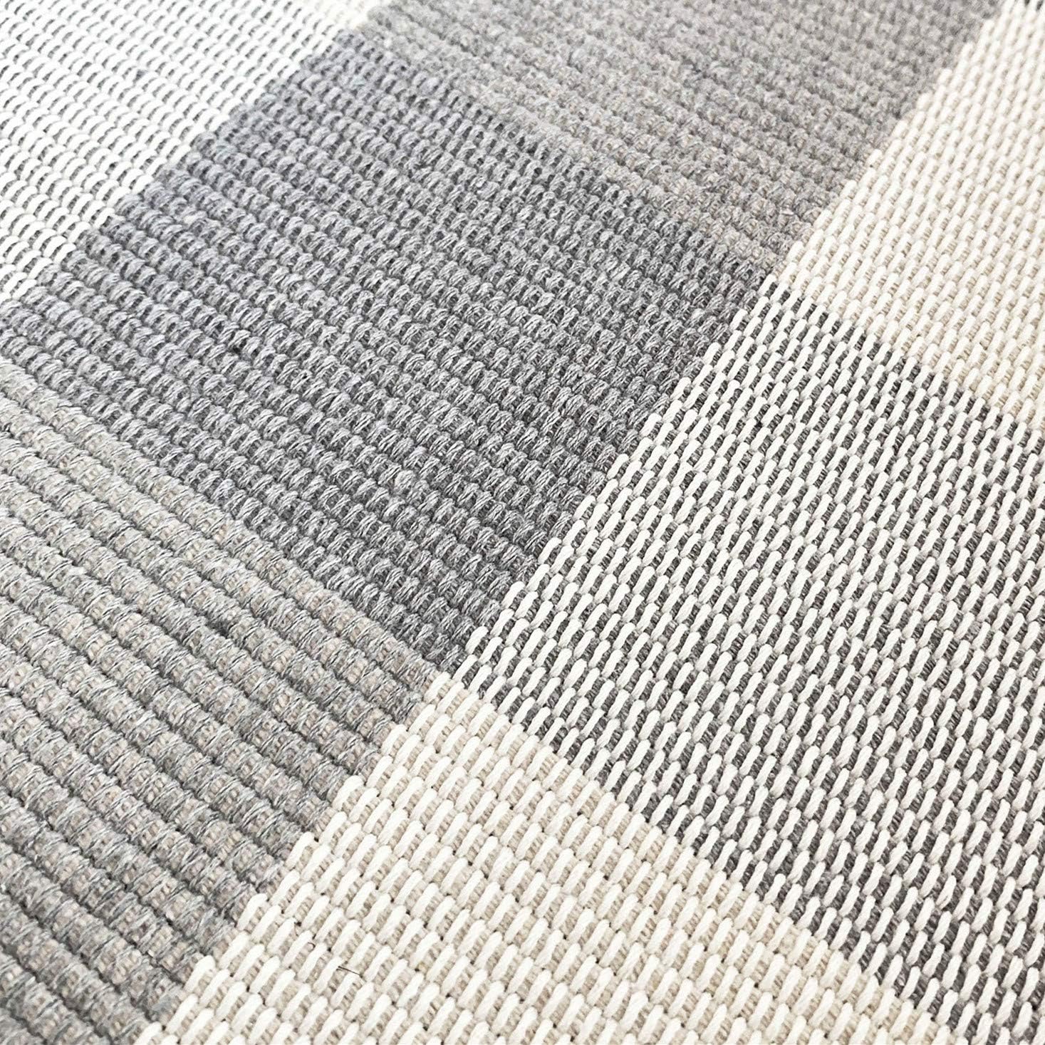 LEVINIS Grey Plaid Rugs 3' x 2', Durable and Washable Farmhouse Doormats Gray and White Rug for Porch/Entry Way/Front Door/Sink