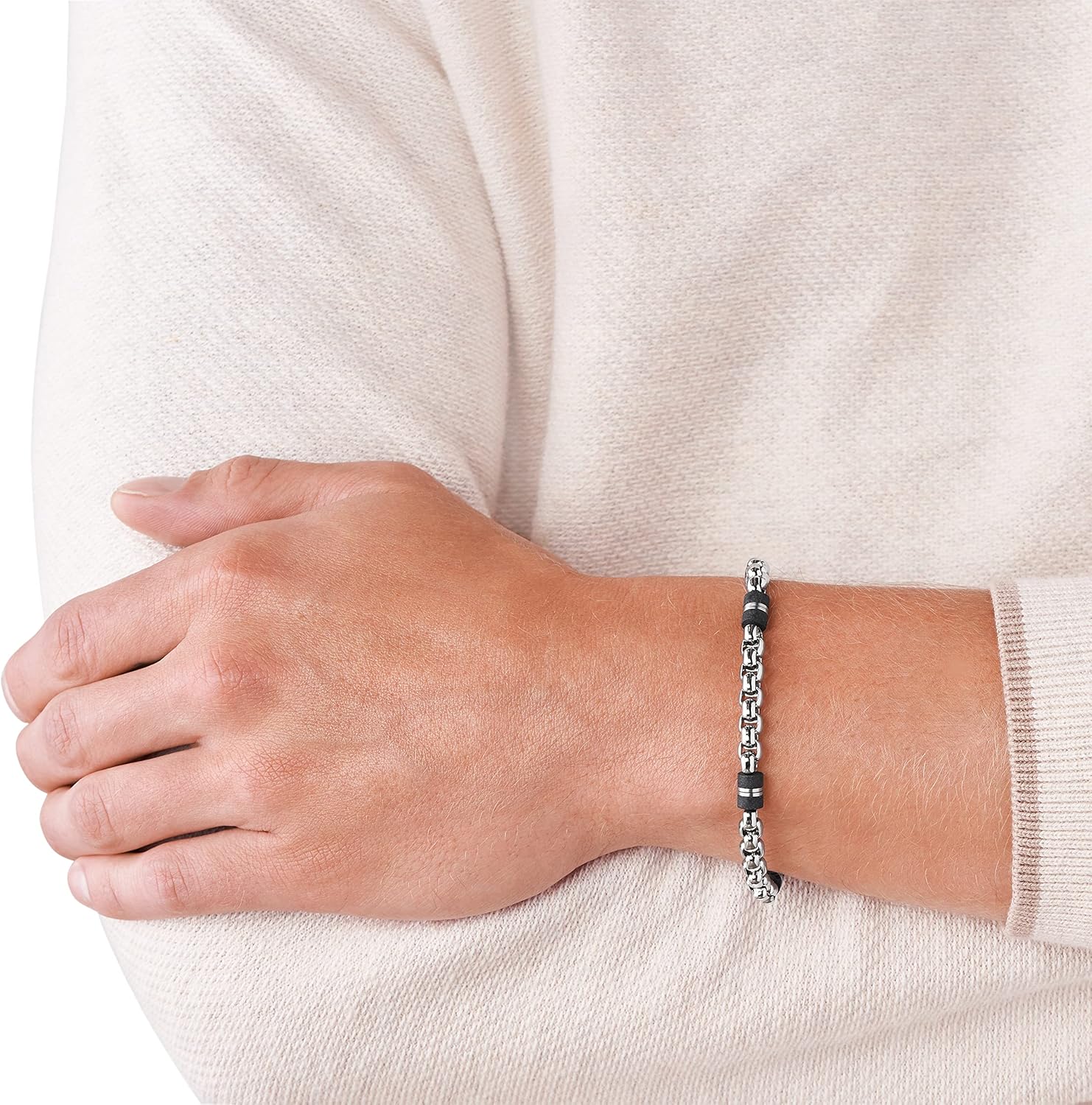 Fossil Men's Stainless Steel Chain or Cuff Bracelet, Color: Silver/Black (Model: JF03313040) : Clothing, Shoes & Jewelry