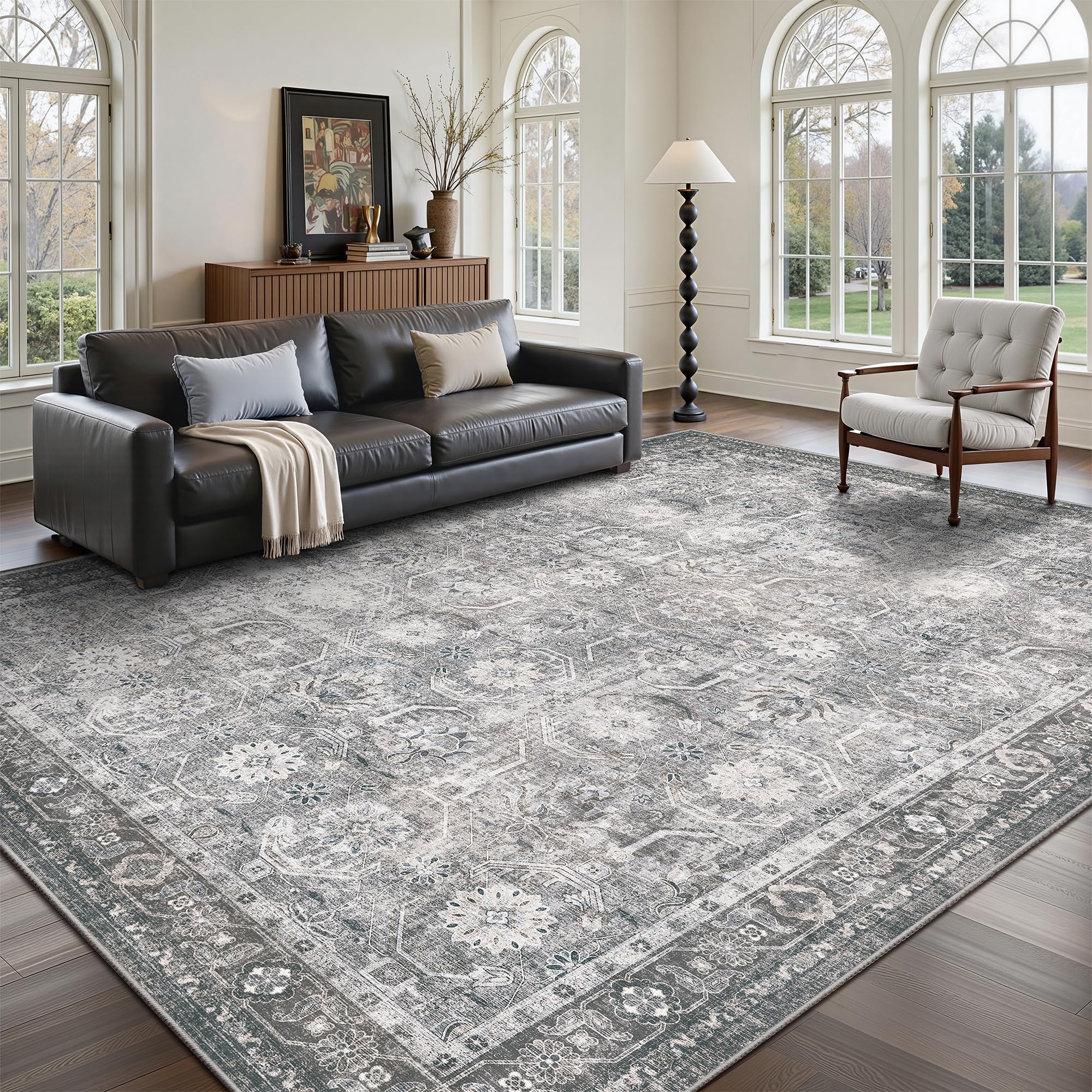 Woodbruy 8x10 Distressed Grey Area Rug