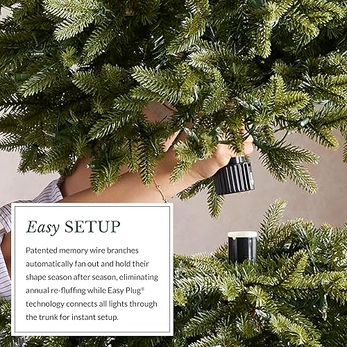 Miniatura 5 de Balsam Hill Árbol de Navidad alpino preiluminado de 7 pies  Árbol de Navidad artificial disperso con 300 luces LED transparentes, ramas de alambre