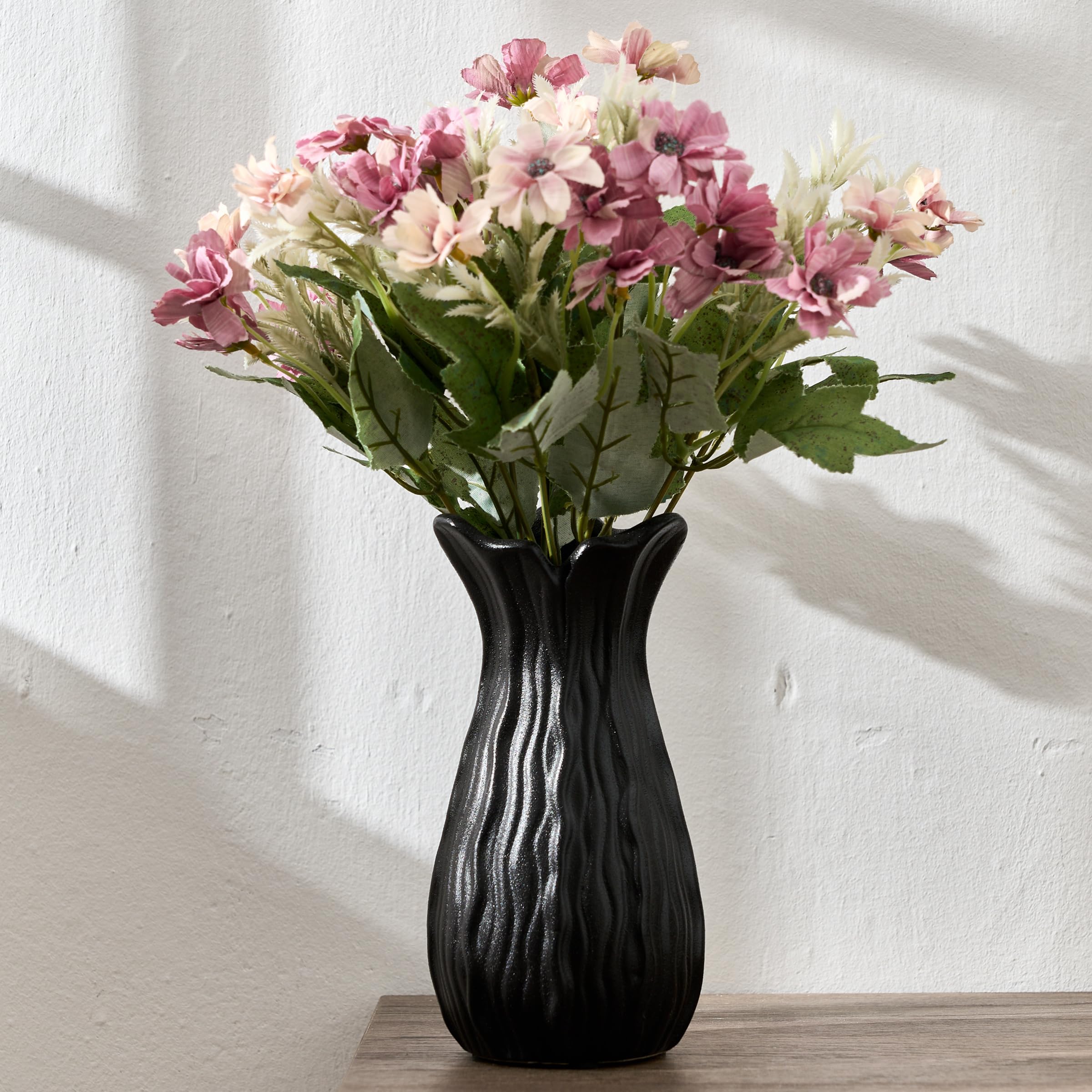 7.2" Metallic Black Ceramic Flower Vase, Elegant Handcrafted Modern Farmhouse Decor, Simple Nordic Style Aesthetic Decorative Flower Vases for Home Decor, Living Room, Bookshelf, Office, Entryway