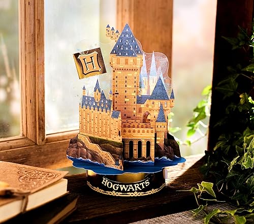 Miniatura 8 de American Greetings Tarjeta de cumpleaños desplegable de Harry Potter (Hogwarts)