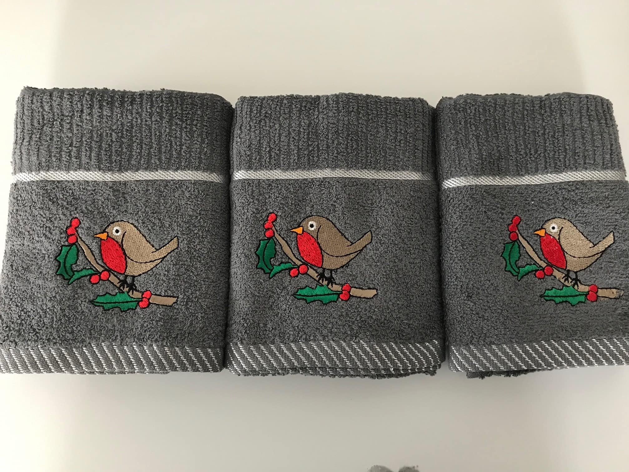 Cooksmart Pack of 3 British Designed Christmas Tea Towels Christmas Towels For The Festive