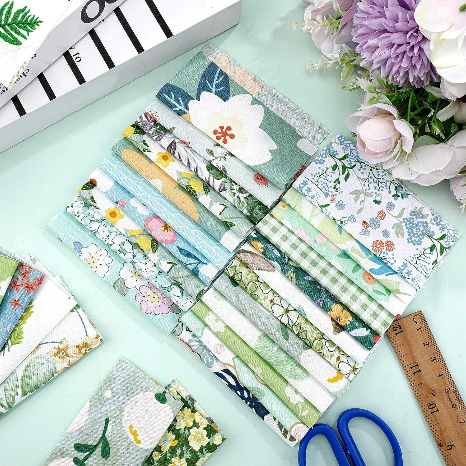 Ganeen 800 Pcs 4 x 4 Inch Cotton Fabric Squares Pre Cut Quilting Squares Printed Floral Patchwork Fabric Bundles for DIY Craft Sewing Clothing Accessory(Fresh)