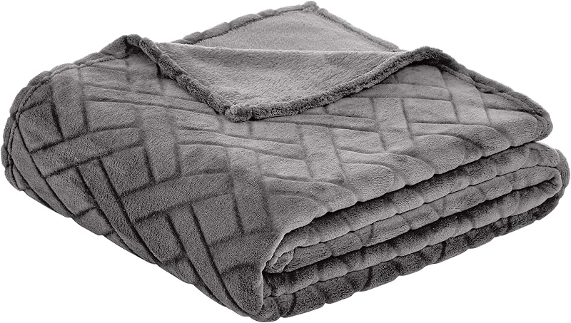 Amazon Basics Fleecedecke, geprägt – Grau, 150 × 200 cm