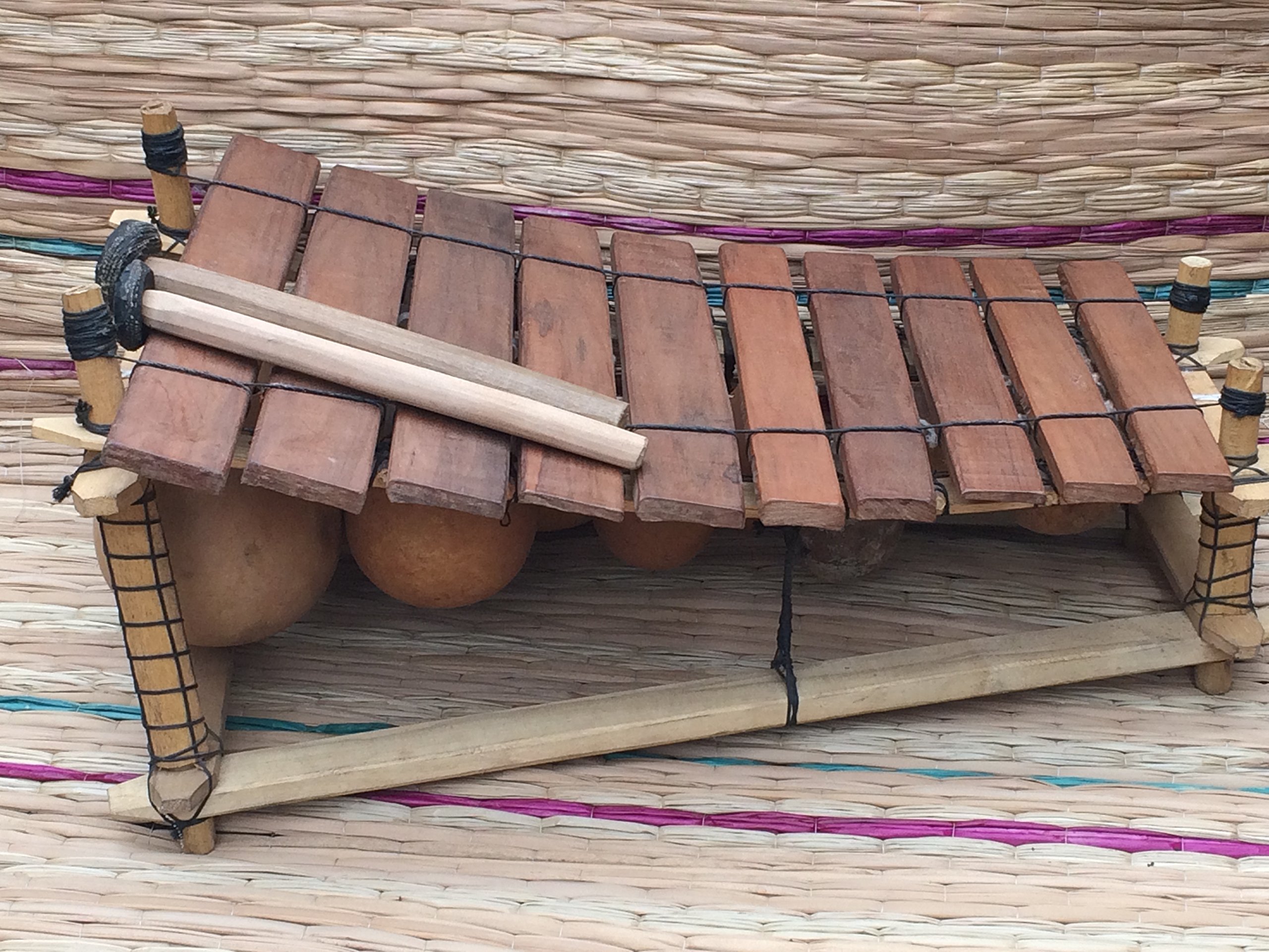 Genuine 10 portachiavi in legno africano xilofono – Fair Trade from Ghana