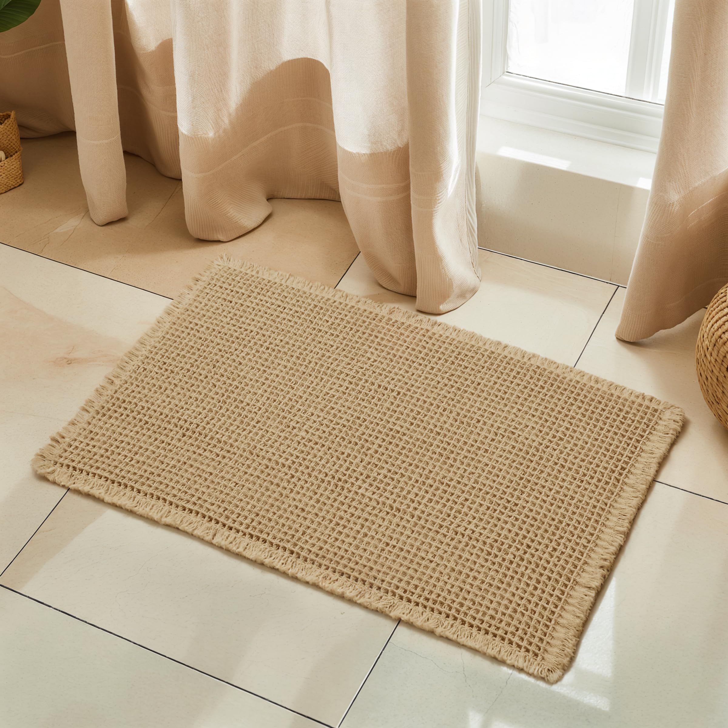 SUBRTEX Waffle Braided Bath Mat, 20" x 32" Soft Waffle Bath Rugs, Absorbent Non Slip Bathrooom Mats, Machine Washable Area Rug for Bathroom, Quick Dry, Khaki