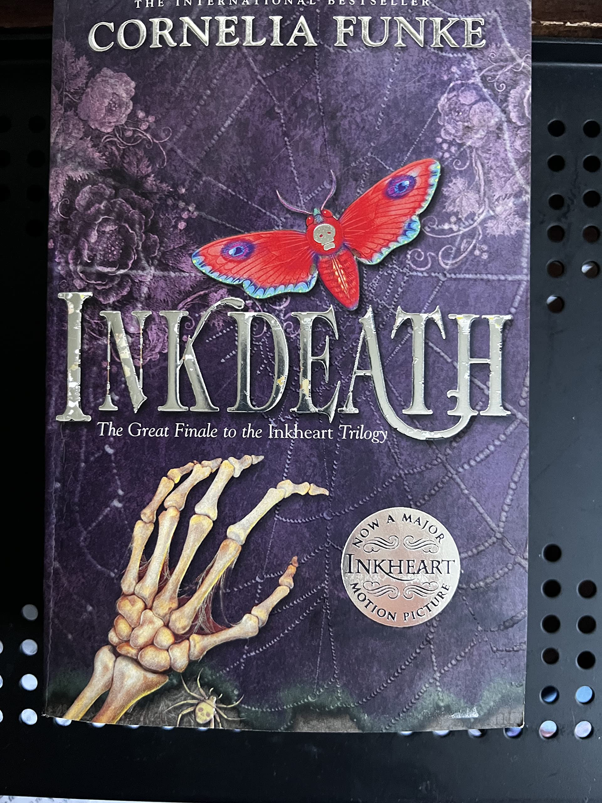 Inkdeath (Inkheart) : Funke, Cornelia: Amazon.in: Books