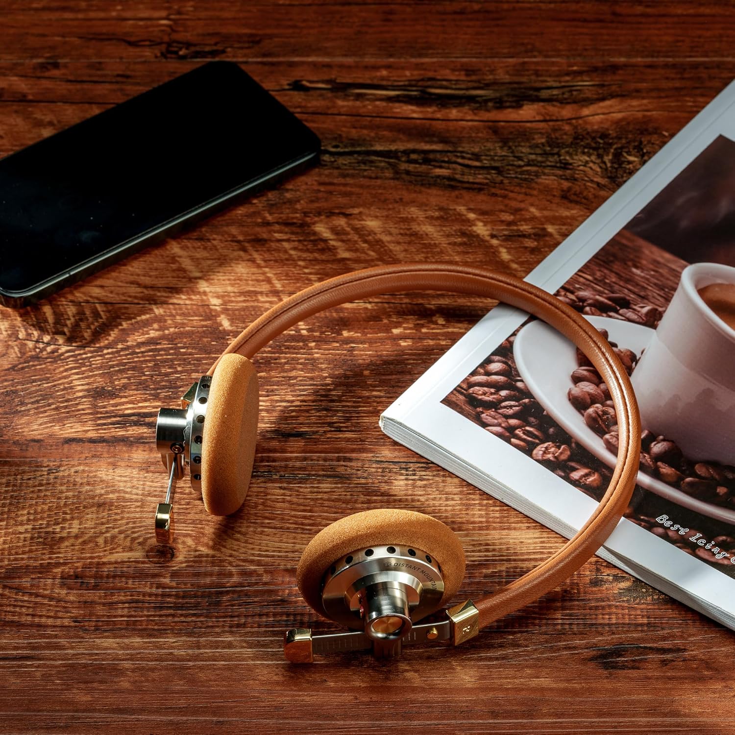 DISTANT MOUNTAIN Toyama Distant Mountain Wired On-Ear Headphones, Portable, Semi-Open, Semi-Open Type, Retro Vintage Design, Headphones, Headset (Brown)