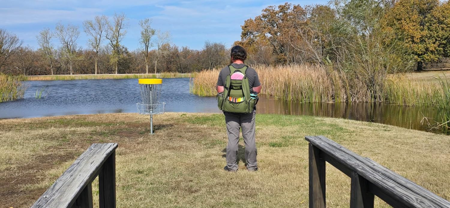Disc Golf Backpack, Holds 26+ disk with putter slots, Heavy Duty 600D Polyester, Multiple Storage Pockets, Cinch Tie Drink Pockets, Pencil and Pad slots, Durable and Waterproof - Image 5