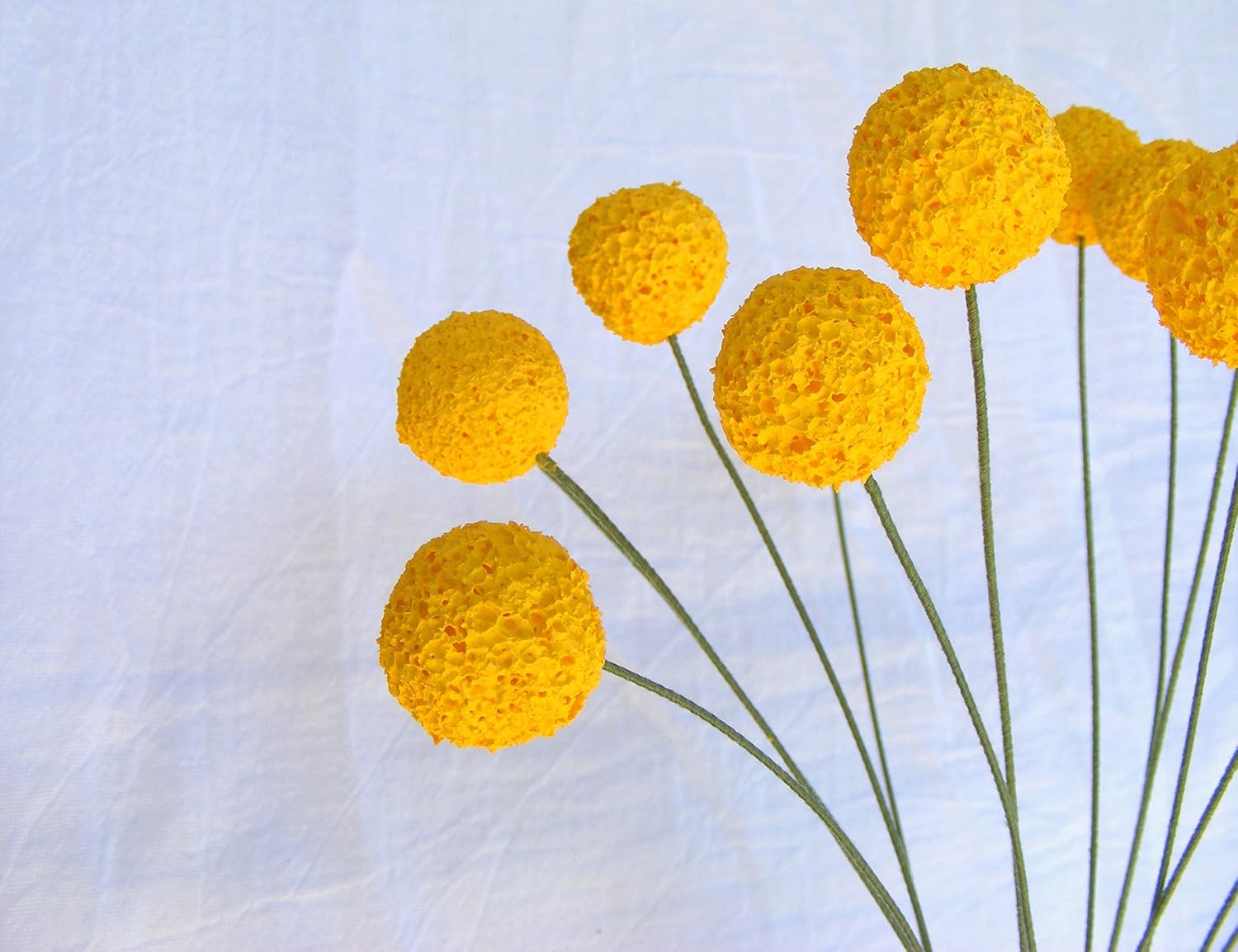 Craspedia Billy Balls (Faux, Realistic) in Bouquets of 16 Flowers 18" Home & Kitchen