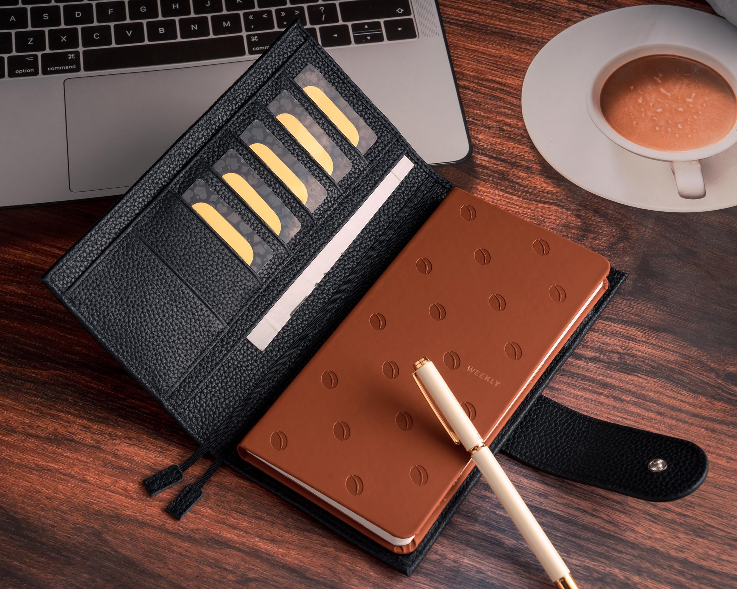 Hobonichi Weeks/Weeks Mega - Custodia in pelle con passante per penna, scomparti per carte, tasca posteriore e segnalibri, colore: nero