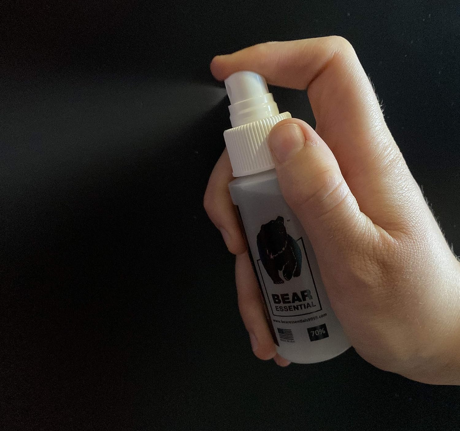 USP Grade Isopropyl Alcohol 99.5+% - 8 x 1000 ml - More Than 2 Gallons - Includes Two 2 OZ USP Grade IPA 70% Spray Bottles + 8 LITERS High Purity IPA 99.5%- Made in USA