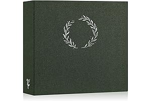 Lanpn 12 x 12 Green Linen Scrapbook with Wreath Design