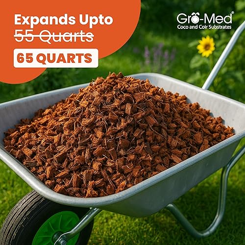 Miniatura 9 de Gro-Med Chips de cáscara de coco para plantas (10 libras) Los chips de coco comprimido se expanden hasta 16 galones de mantillo de fibra de coco