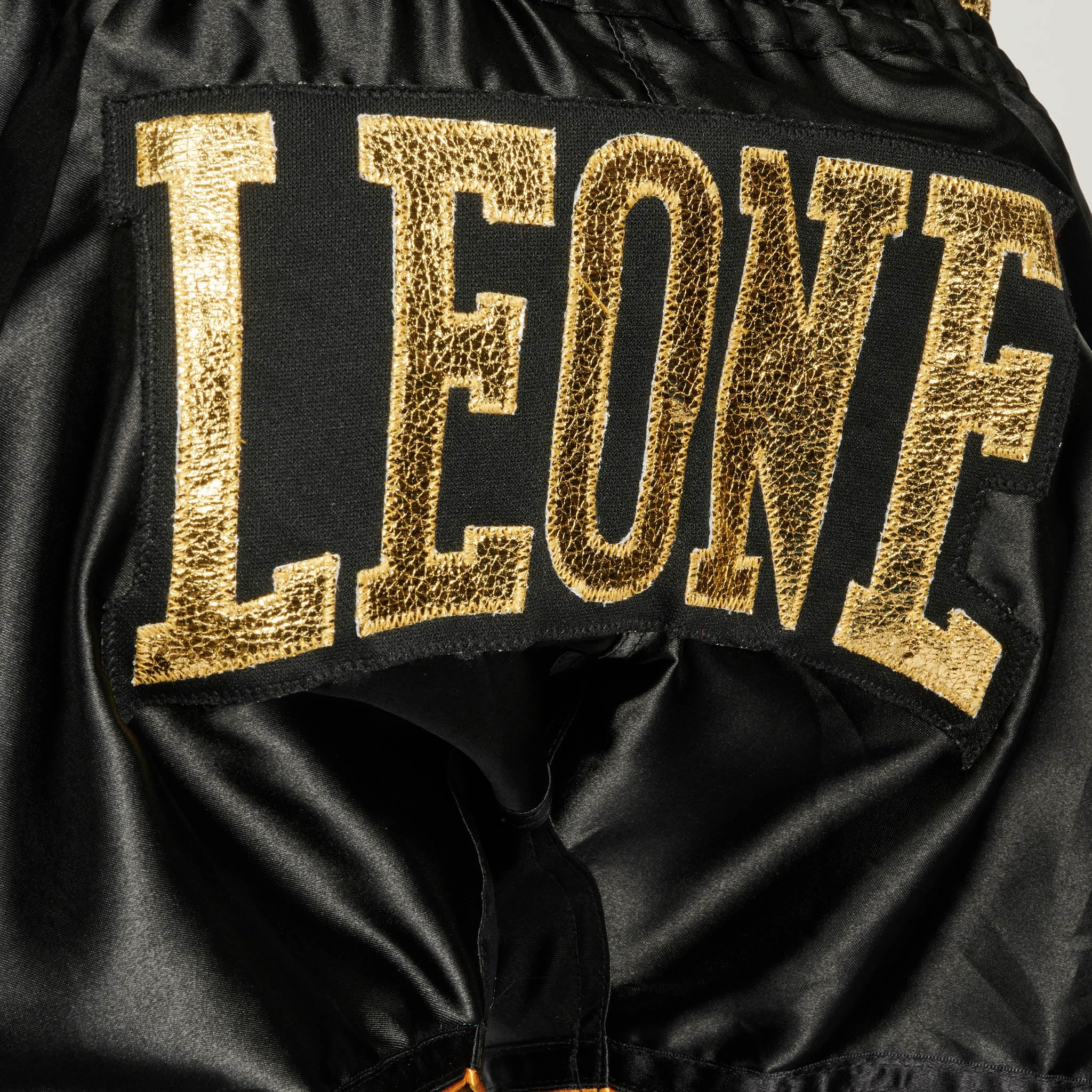 Leone 1947 - Pantaloncino Khao Lak, Shorts Kickboxing Thai KHAO Unisex - Adulto
