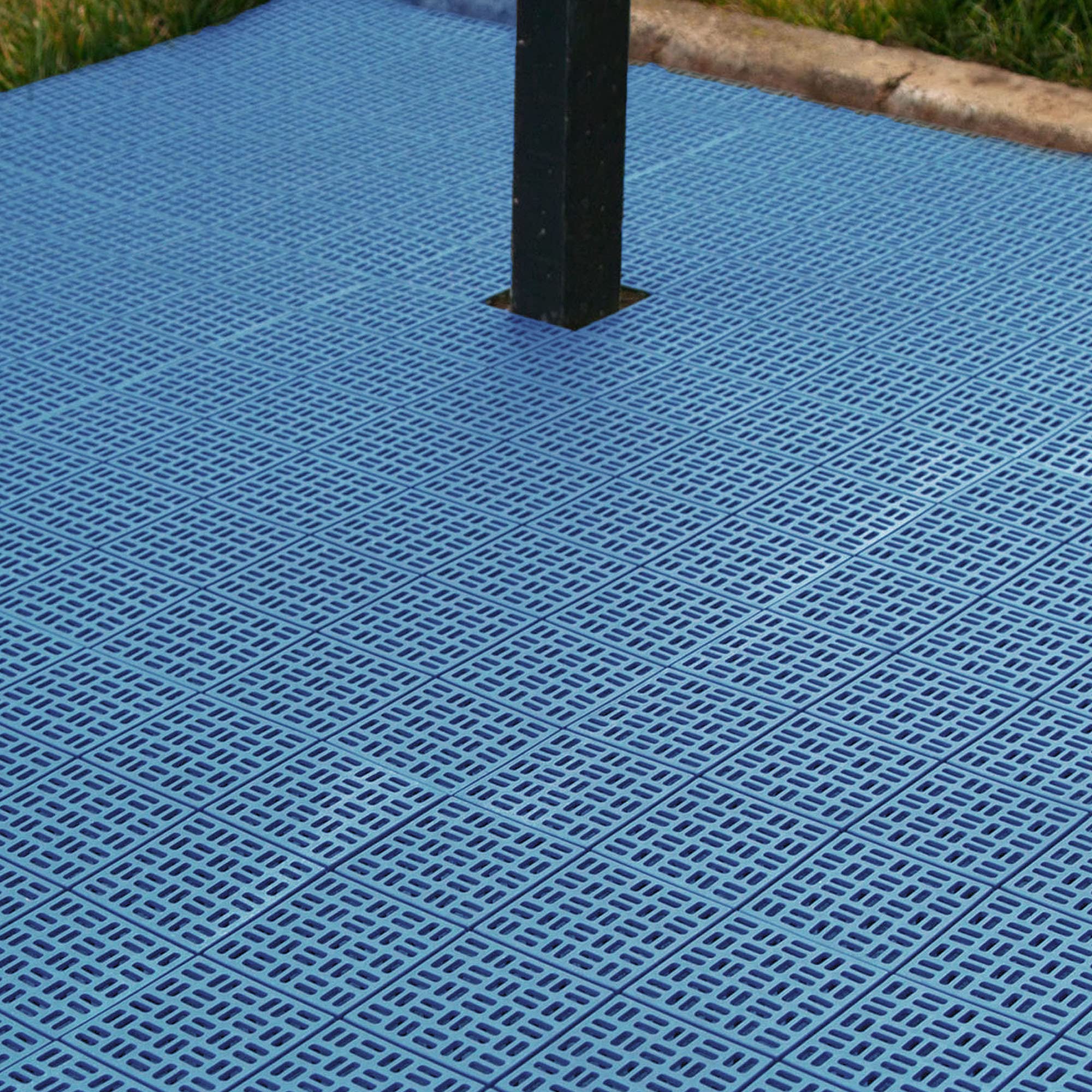 WELL HOME MOBILIARIO & DECORACIÓN Pack 3 baldosas para jardín efecto drenaje de 55,5x55,5 cm. Cobertura total 0,9 m2 – Colección Marte – Azul