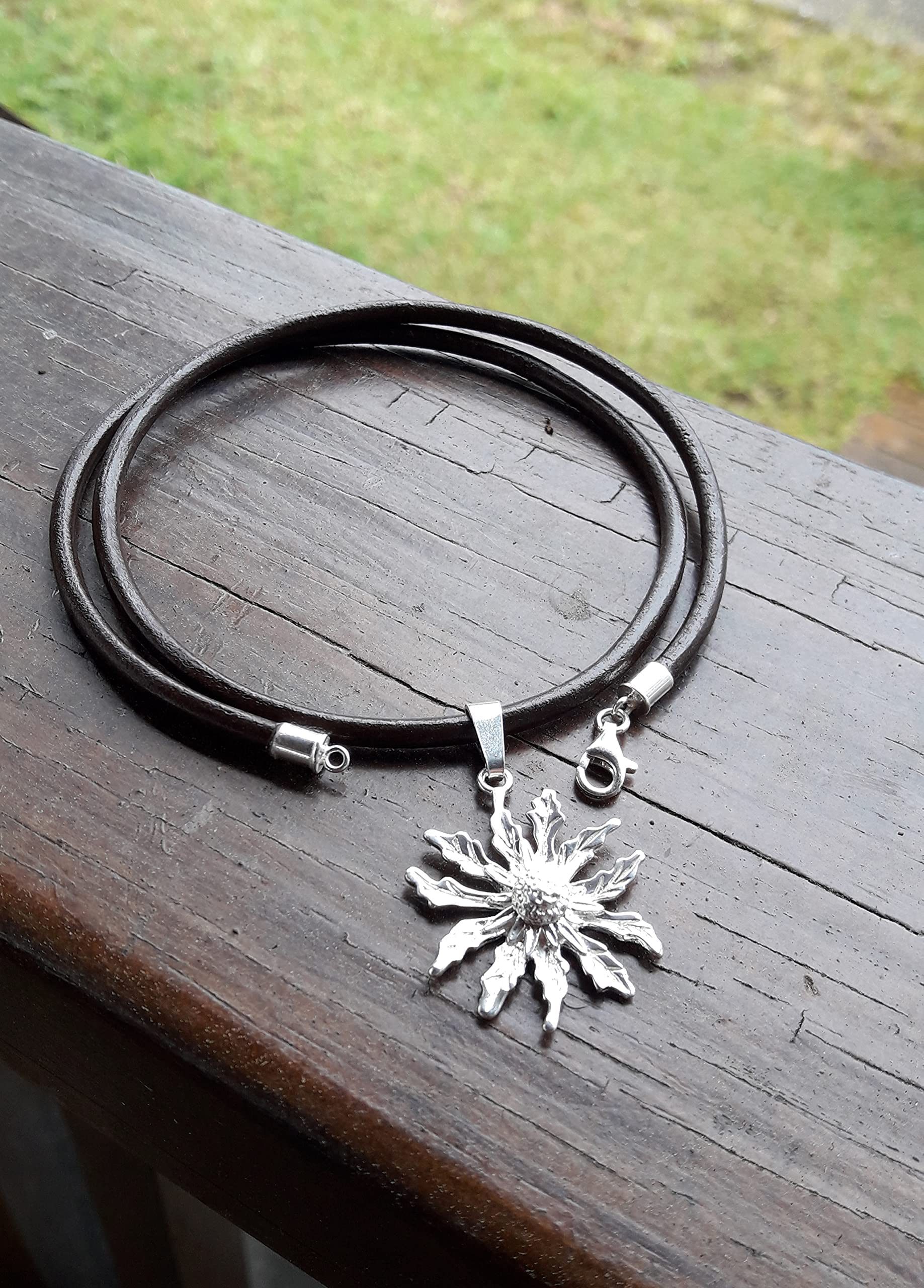EKONAT- Colgante con eguzlore de plata flor del sol de plata- collar de plata con eguzlore collar con flor del sol - Amuleto de protección - étnico -